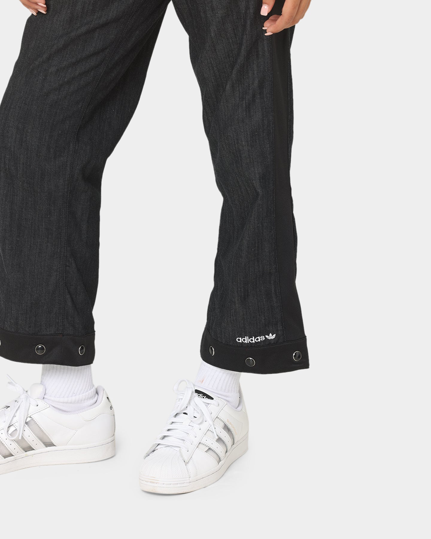Adidas Women's Twill Track Pants - Black Athletic Joggers for Running, Yoga & Casual Wear