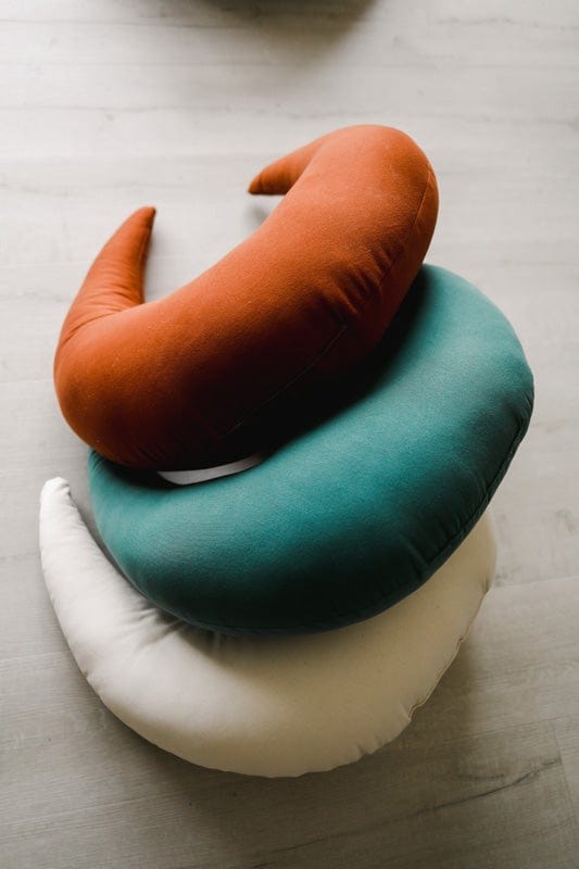 Organic Snuggle Me Nursing Pillow for Breastfeeding Support - Comfortable & Ergonomic Baby Feeding Pillow for Newborns & Infants - Perfect for Nursing, Bottle Feeding & Cuddling at Home or On-the-Go