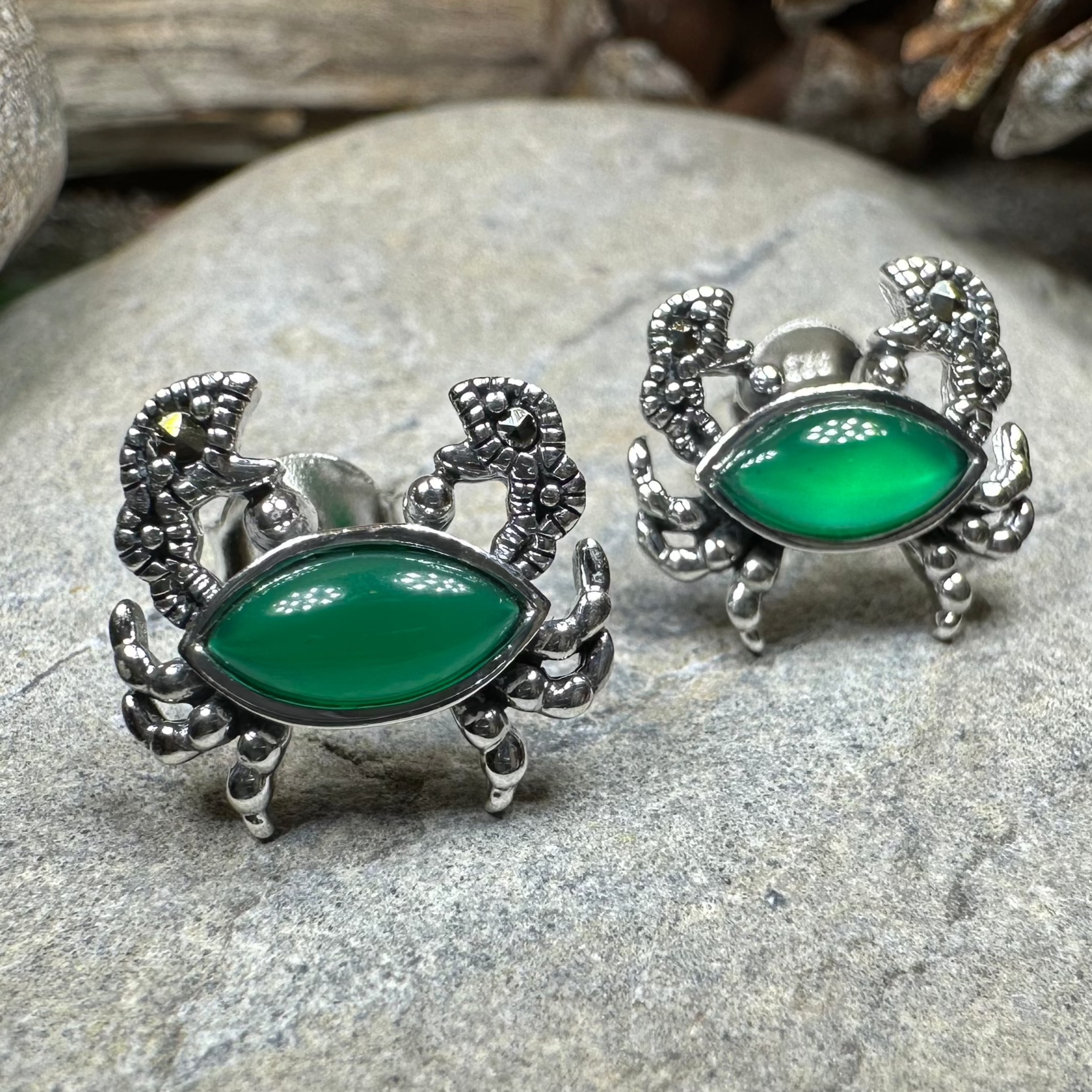 Carrie Crab Stud Earrings - Cute Crab-Shaped Silver Earrings for Women, Perfect for Beach Vacations, Summer Outfits & Casual Wear