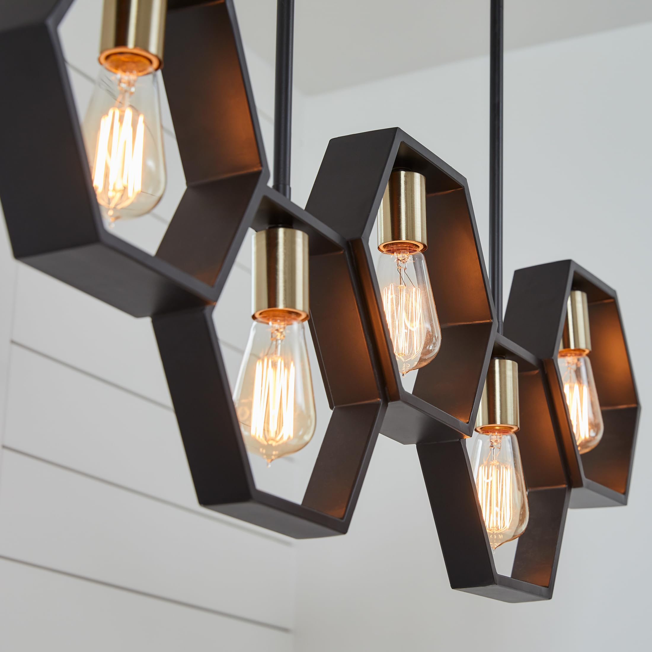 Quoizel Bismarck 5-Light Earth Black Linear Chandelier - Modern Farmhouse Ceiling Light Fixture for Dining Room, Kitchen Island & Living Room Decor
