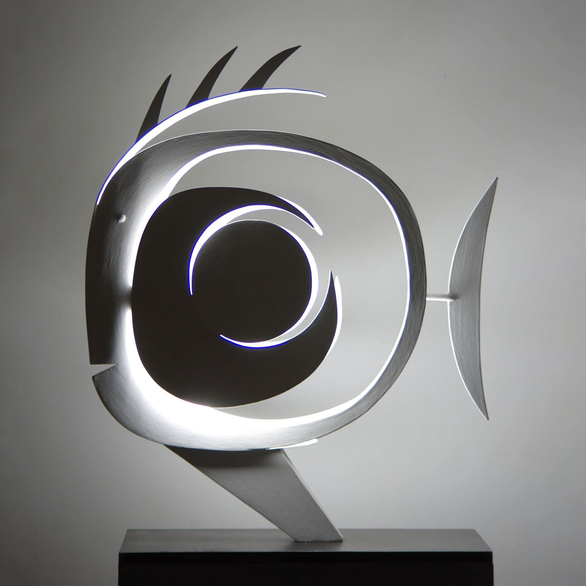Eclipse 2 Fish Steel Sculpture - Modern Metal Wall Art for Home & Office Decor - Perfect for Living Room, Bedroom or Garden Decoration