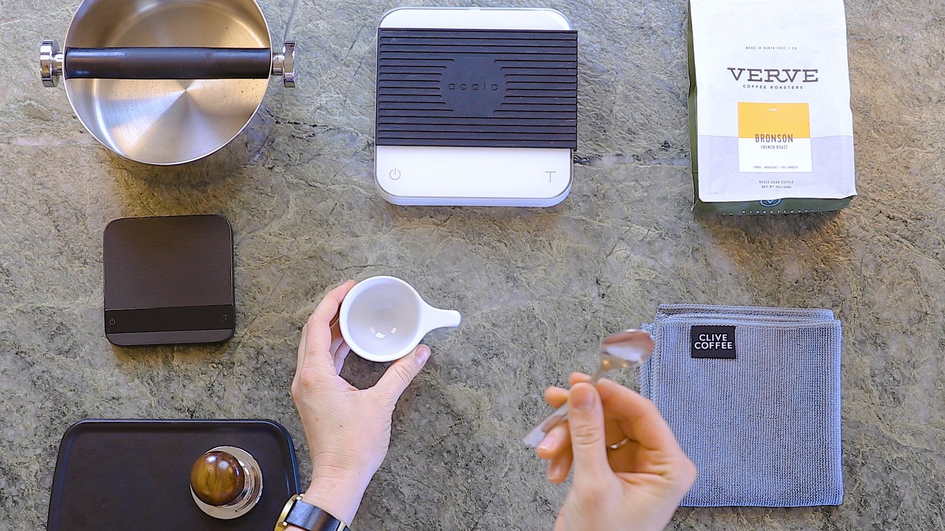 Best Coffee School: Introduction to Espresso Making for Beginners - Learn Barista Techniques at Home or Cafe