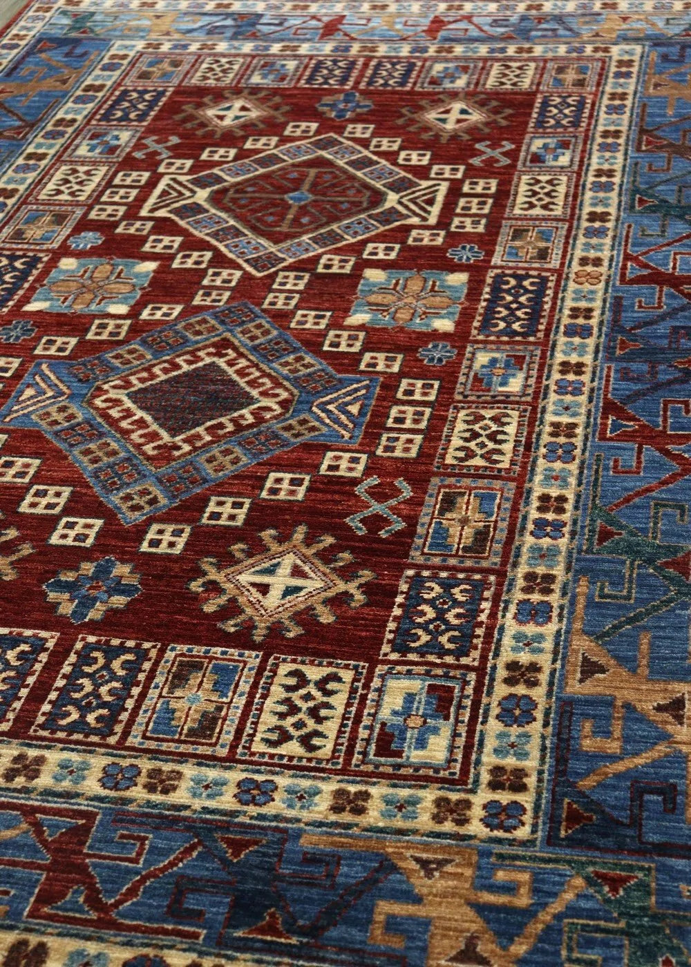Handwoven Akstafa Tribal Rug J63723 - Authentic Ethnic Home Decor for Living Room, Bedroom & Boho Style Spaces