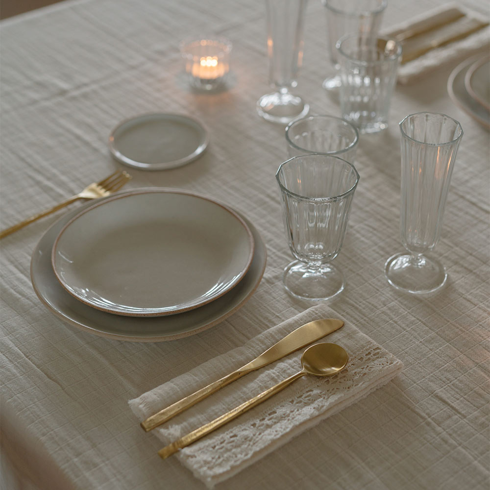 Elegant Cotton and Lace Napkin Set - 12-Piece Dinner Napkins for Formal Dining, Wedding, and Special Occasions