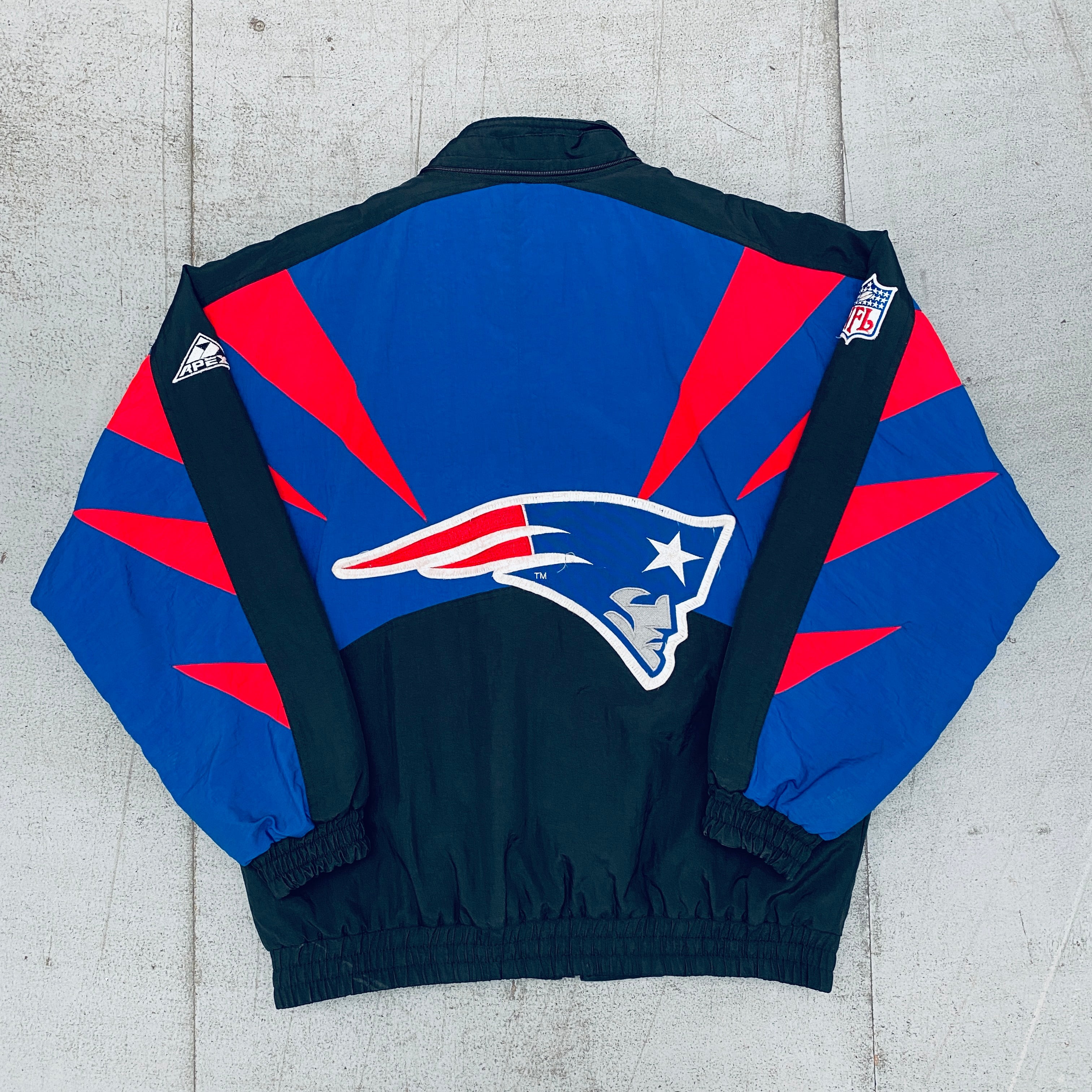 New England Patriots 1990s Apex One Sharktooth Full Zip Proline Jacket - Men's Medium - Vintage NFL Football Fan Gear for Game Day & Collectors