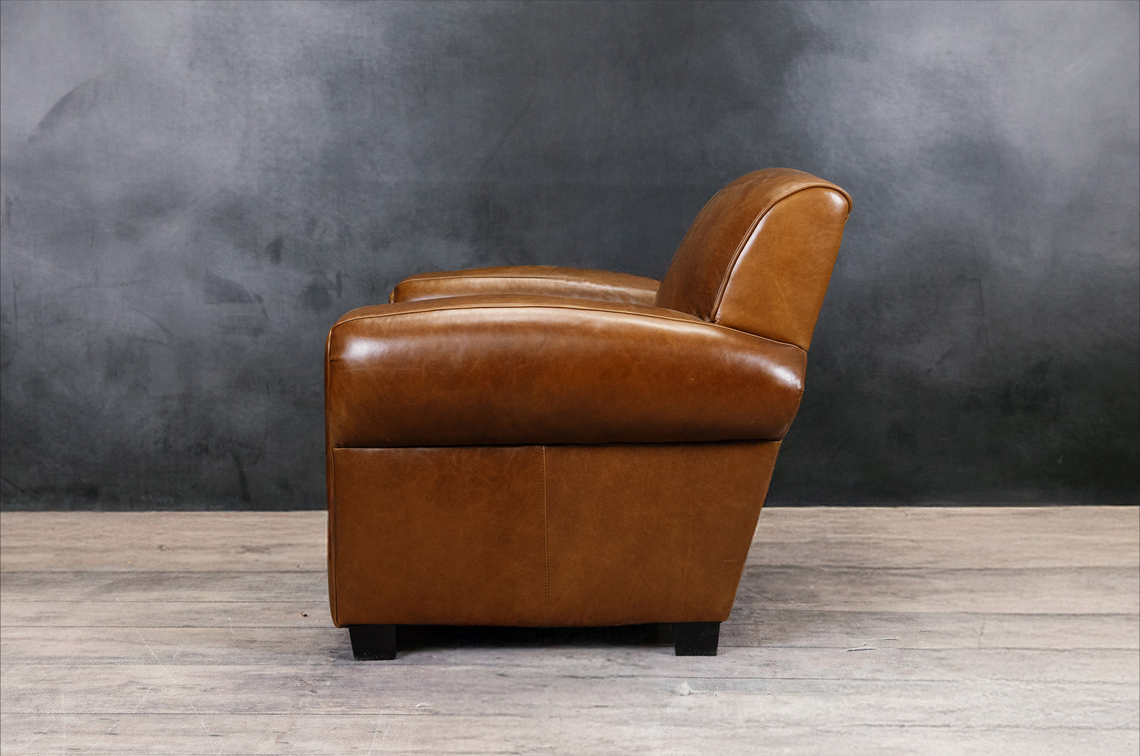 Bachelor Leather Chair - Premium Faux Leather Office Chair for Men, Modern Executive Desk Chair with Padded Seat & Back - Perfect for Home Office, Gaming & Study