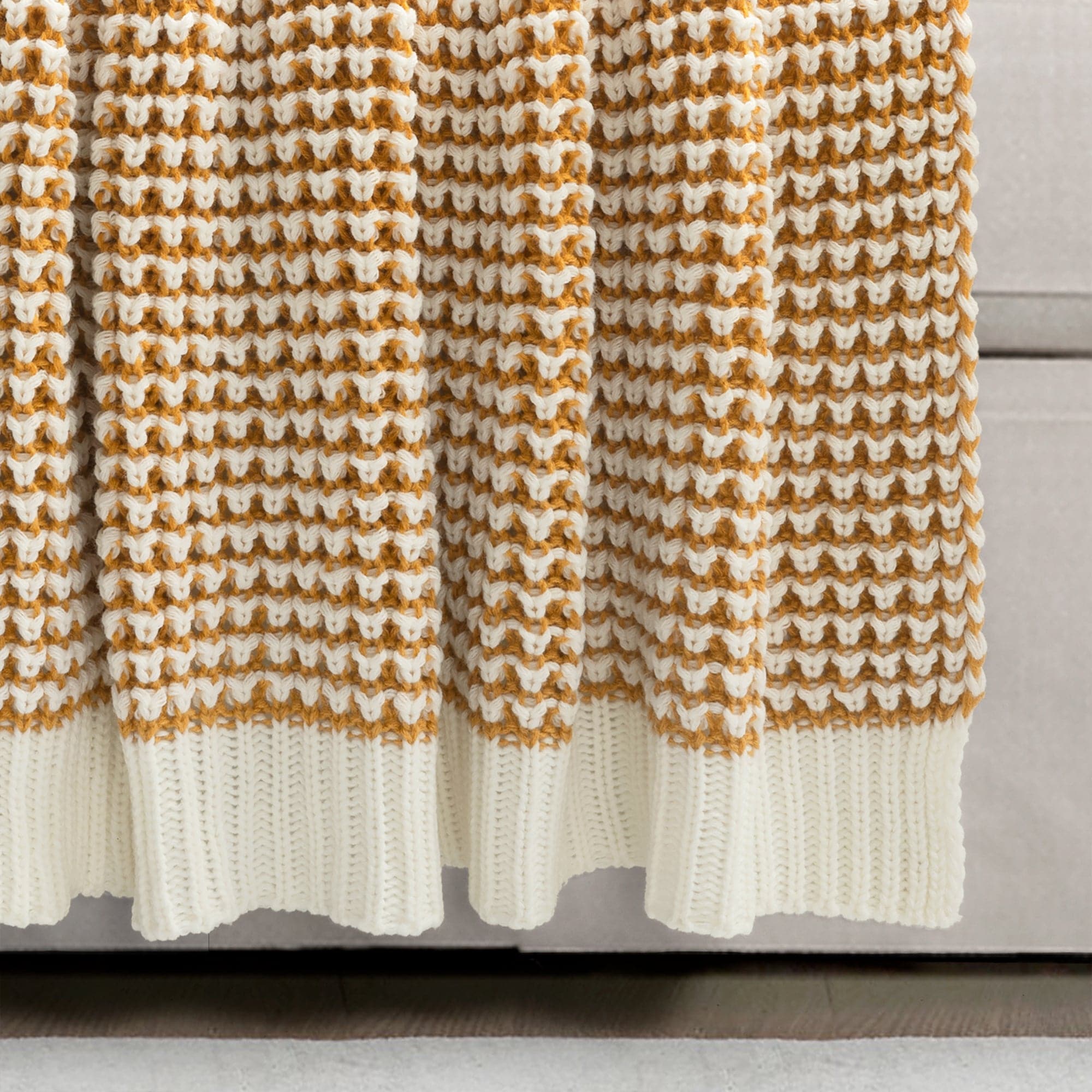 Cozy Soft Knitted Throw Blanket - Warm & Luxurious Chunky Knit Blanket for Couch, Bed, Sofa - Perfect for Winter, Home Decor & Gift