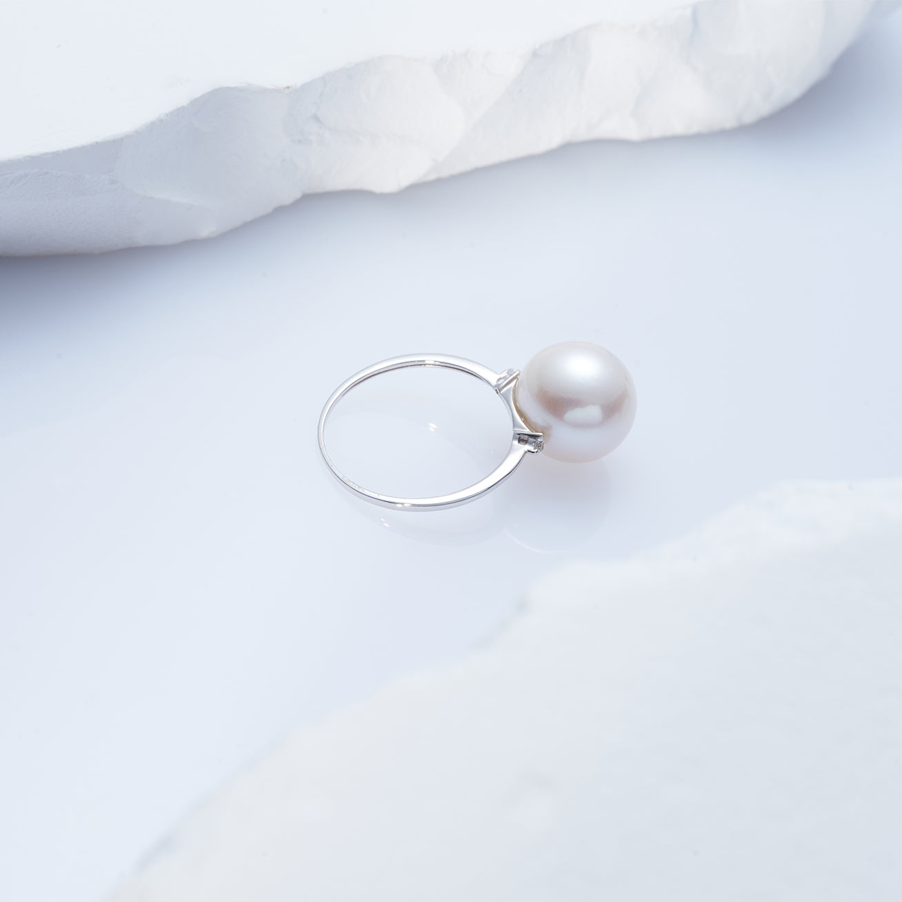 18K Gold Edison Pearl Ring KR00096 - Elegant Pearl Jewelry for Women, Perfect for Weddings, Anniversaries & Special Occasions