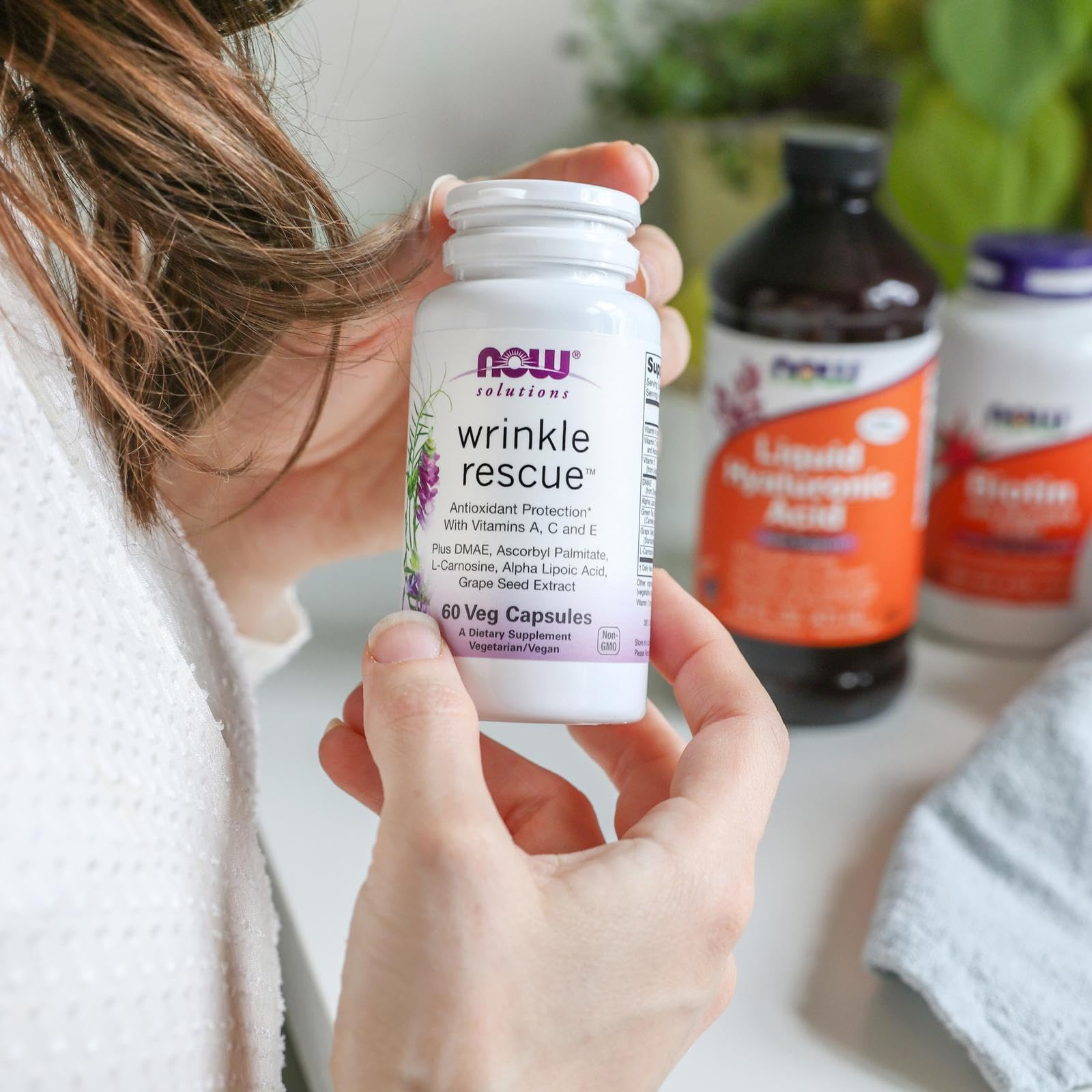 NOW Foods Wrinkle Rescue Capsules with Vitamins A, C & E - Anti-Aging Supplement for Skin Hydration & Elasticity - 60 Count - Perfect for Daily Skincare Routine & Travel