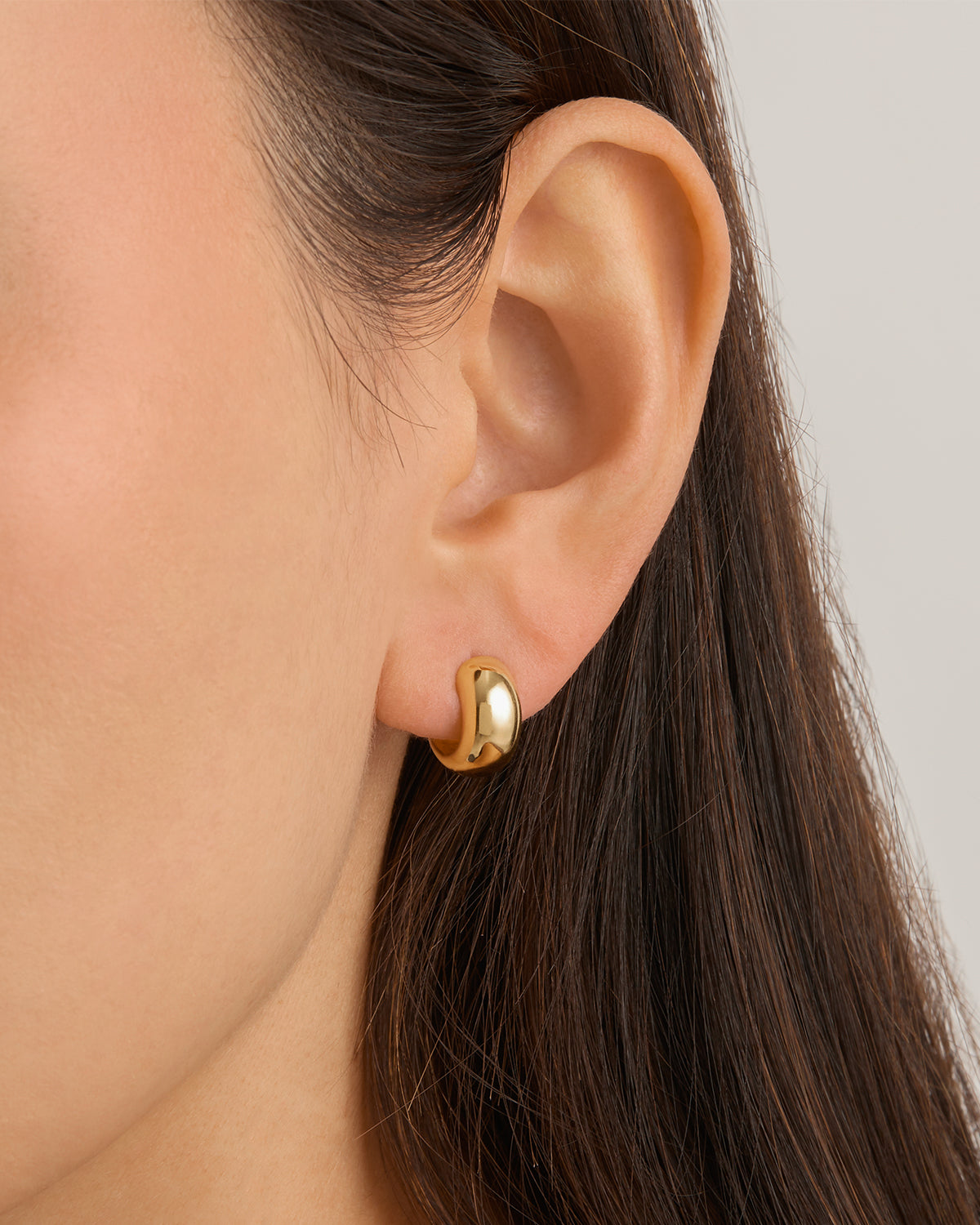 18K Gold Vermeil Bold Huggie Hoops Earrings for Women - Hypoallergenic & Tarnish-Resistant - Perfect for Everyday Wear, Parties & Gifting