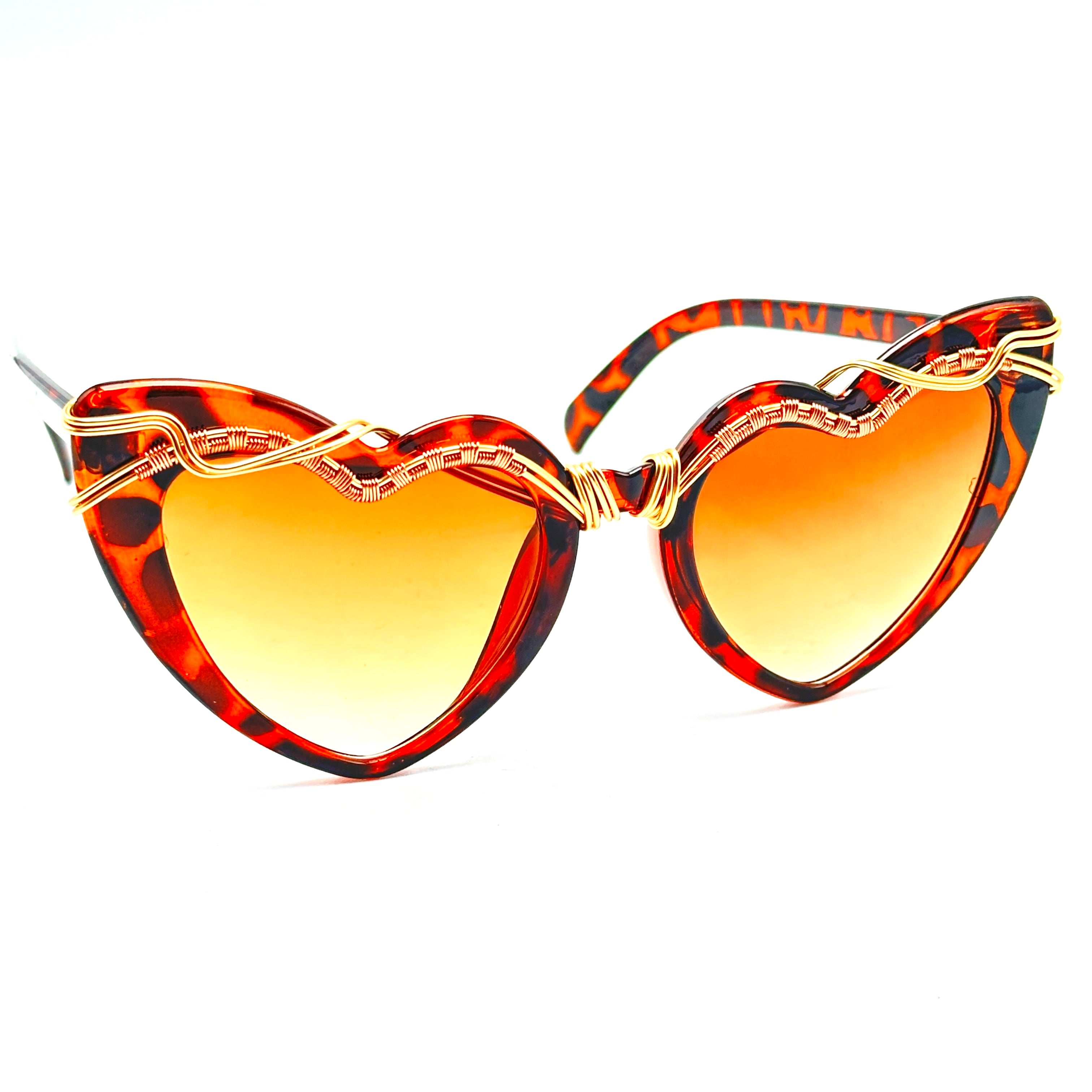 Hearts Tortoise Shell Pattern Sunglasses for Women - UV Protection, Fashionable & Lightweight - Perfect for Beach, Driving & Outdoor Activities