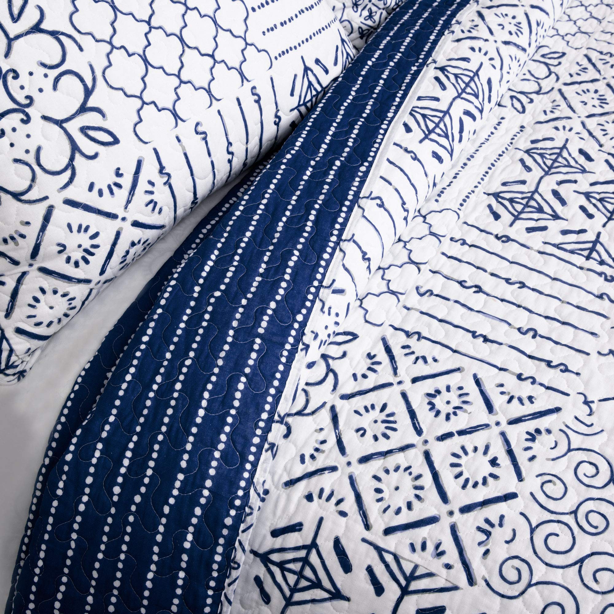 Lush Decor Reversible Blue Quilt Set - Full Queen for Cozy Bedroom