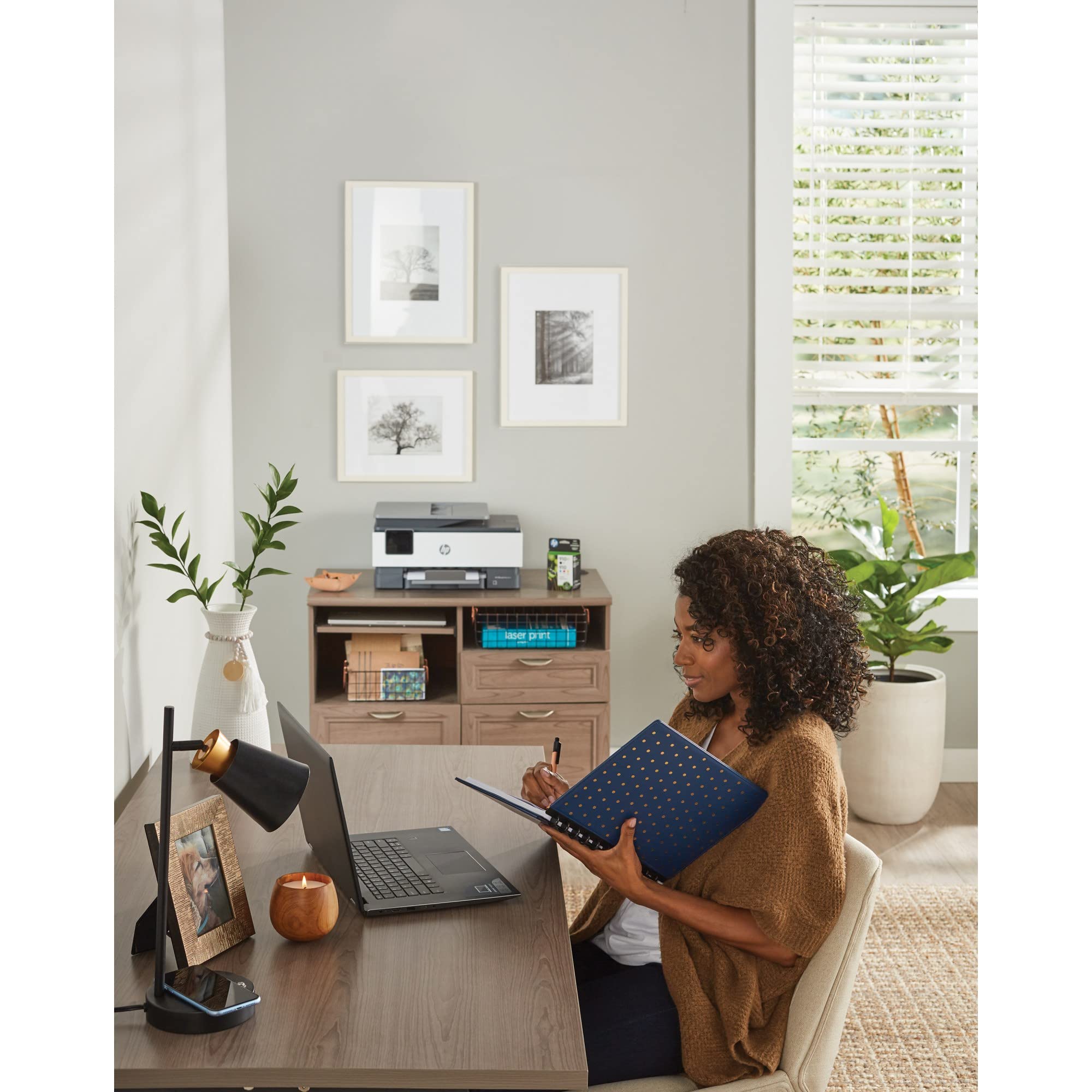Realspace™ Vilara LED Desk Lamp with USB & Qi Wireless Charger - 16