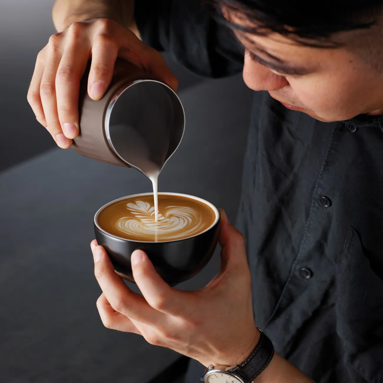 Breville the Pro Control Jug™ - Premium Electric Kettle for Coffee & Tea Lovers - Fast Boiling, Precise Temperature Control - Perfect for Home, Office & Kitchen Use