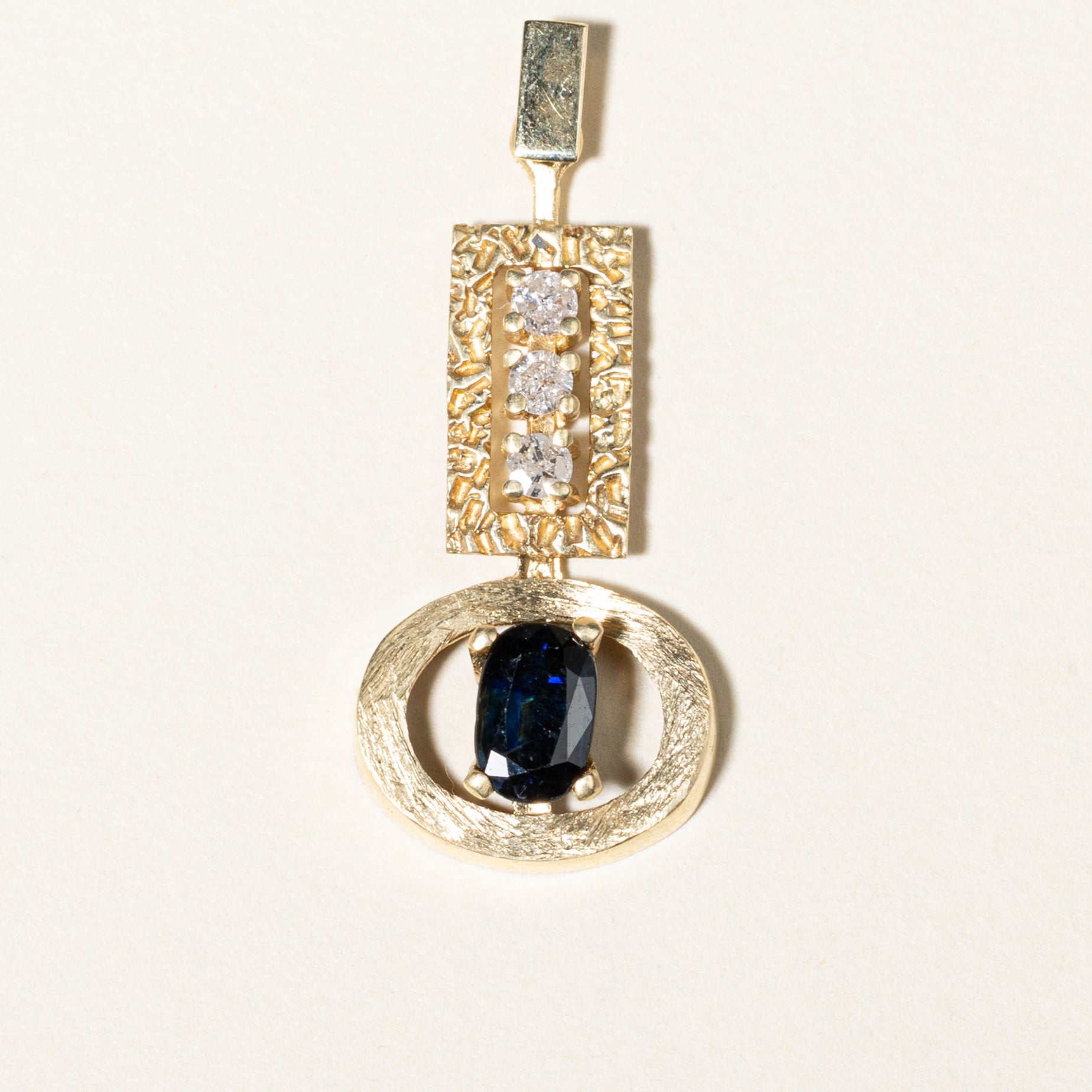 14K Yellow Gold Sapphire and Diamond Pendant Necklace - 0.20ctw Diamonds & 1.09ctw Sapphire | Elegant Jewelry Gift for Women | Perfect for Anniversaries, Birthdays and Special Occasions