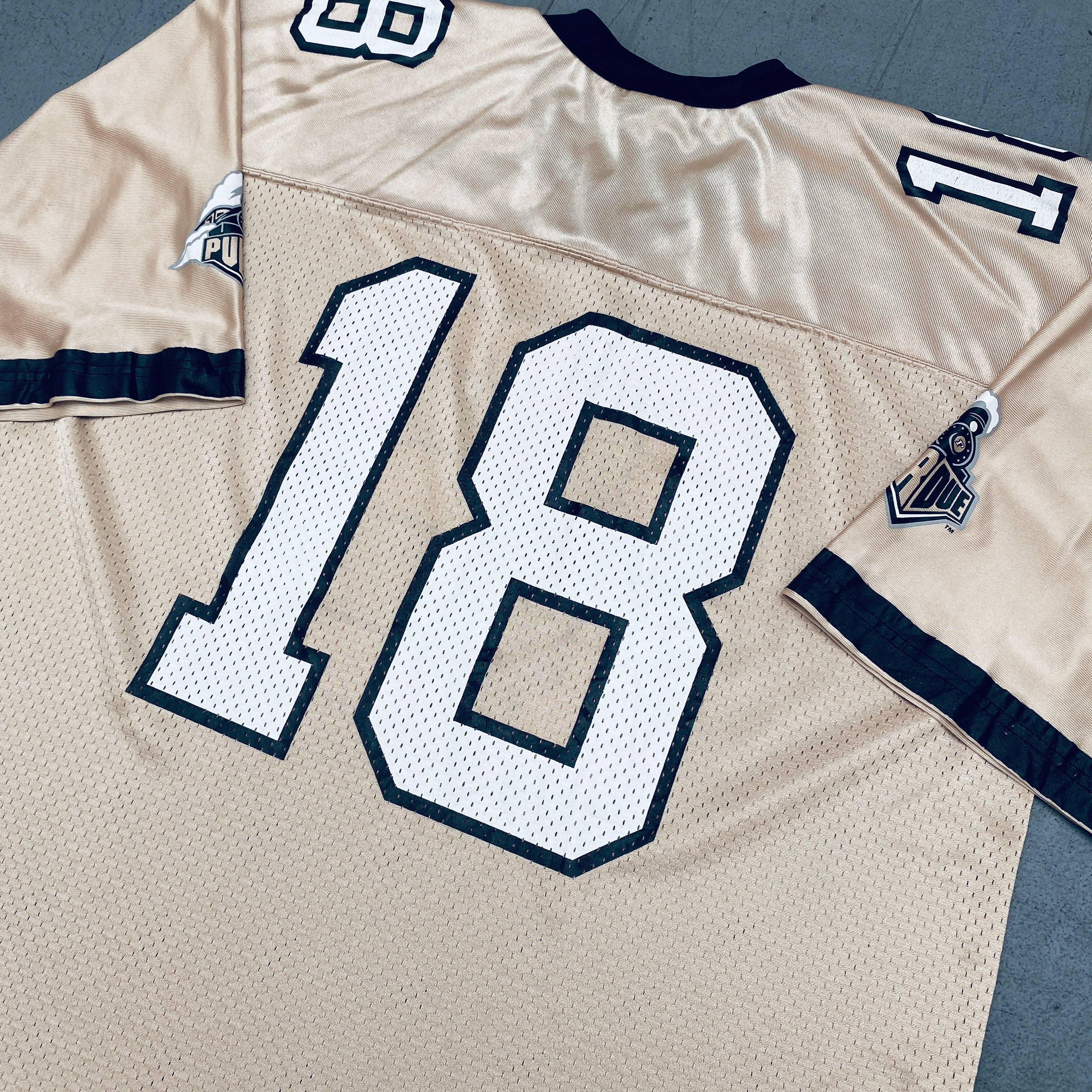 Authentic Kyle Orton No. 18 Purdue Boilermakers Nike Football Jersey - XL Size for Men - Perfect for Game Day, Tailgating & Fan Collections