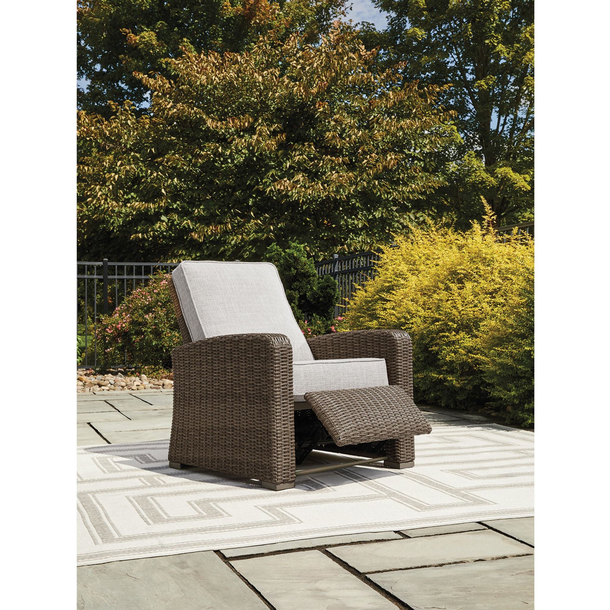 Beachcroft Outdoor Recliner Chair - Adjustable Patio Lounge Chair with Cushion, Waterproof & UV Resistant - Perfect for Poolside, Backyard, Beach Relaxation