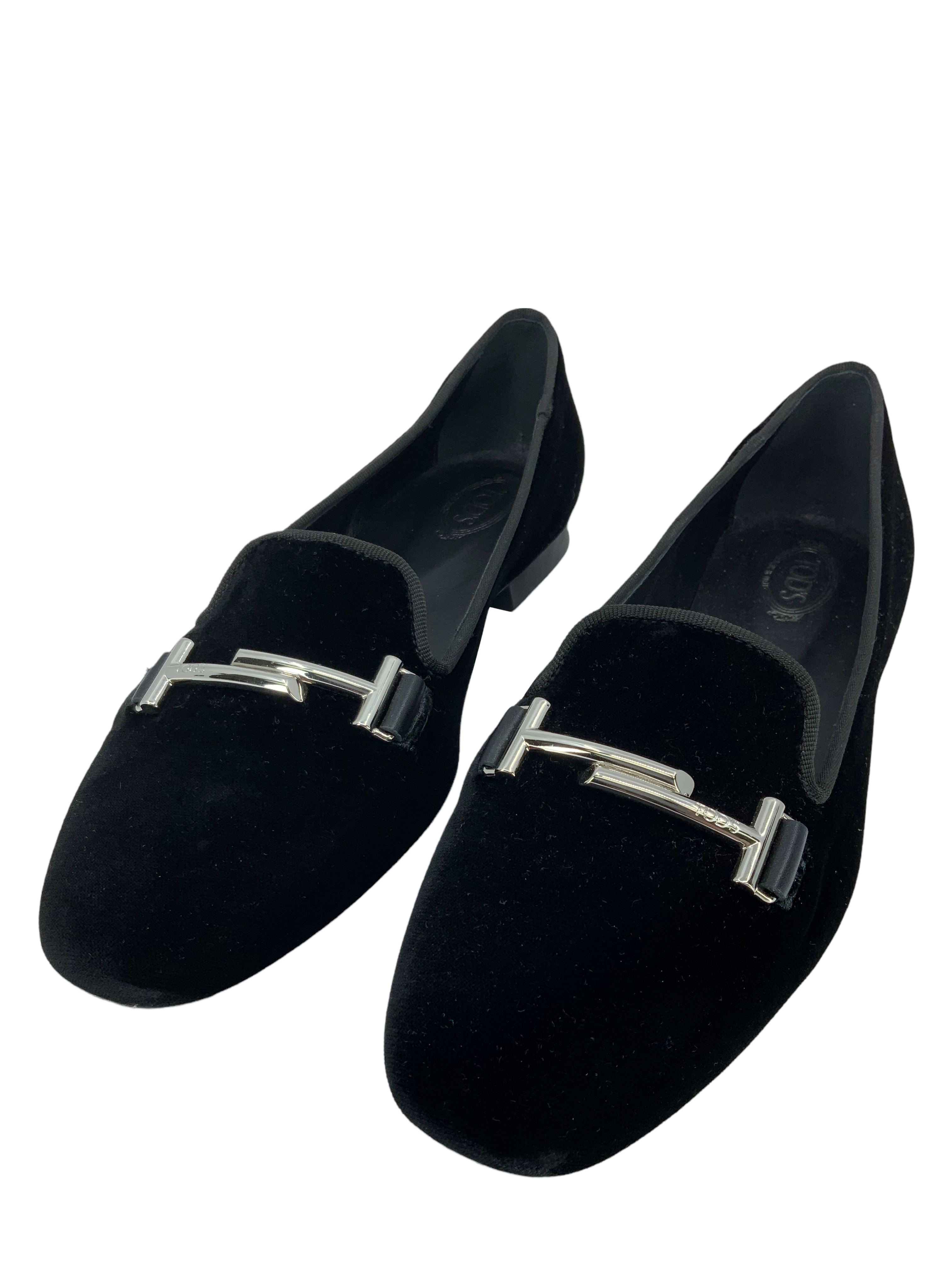 TOD'S Gommino Double T Velvet Driving Shoes for Women - Size 7 | Luxurious Velvet Loafers for Casual Wear, Office & Date Night Outfits