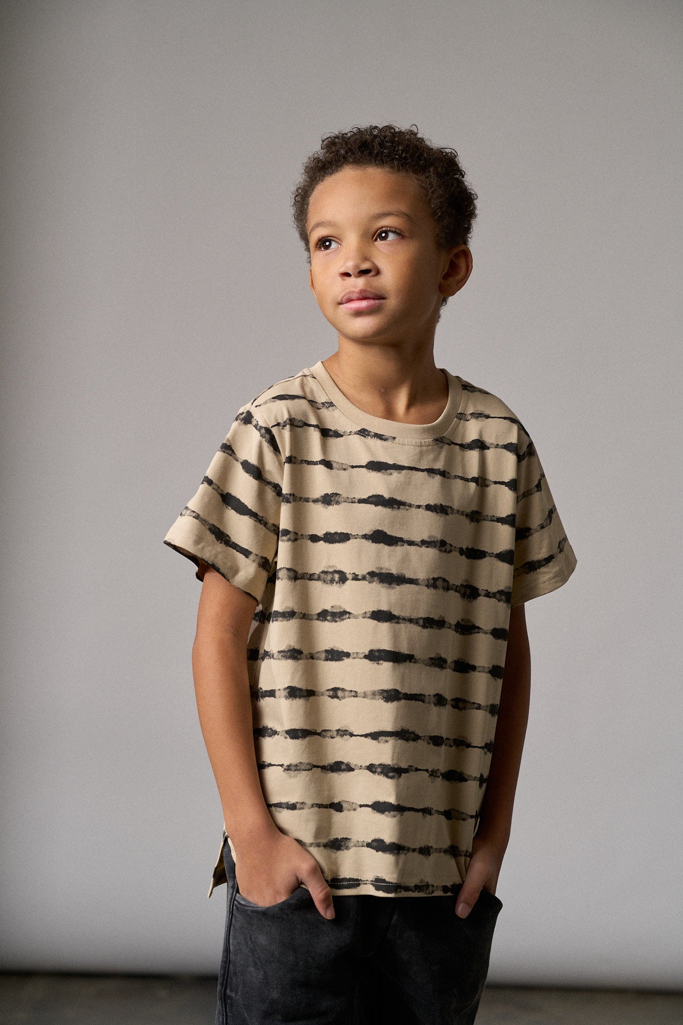 Static Stripe T-Shirt for Men & Women | Trendy Graphic Tee | Casual Streetwear | Perfect for Everyday Wear & Outfits