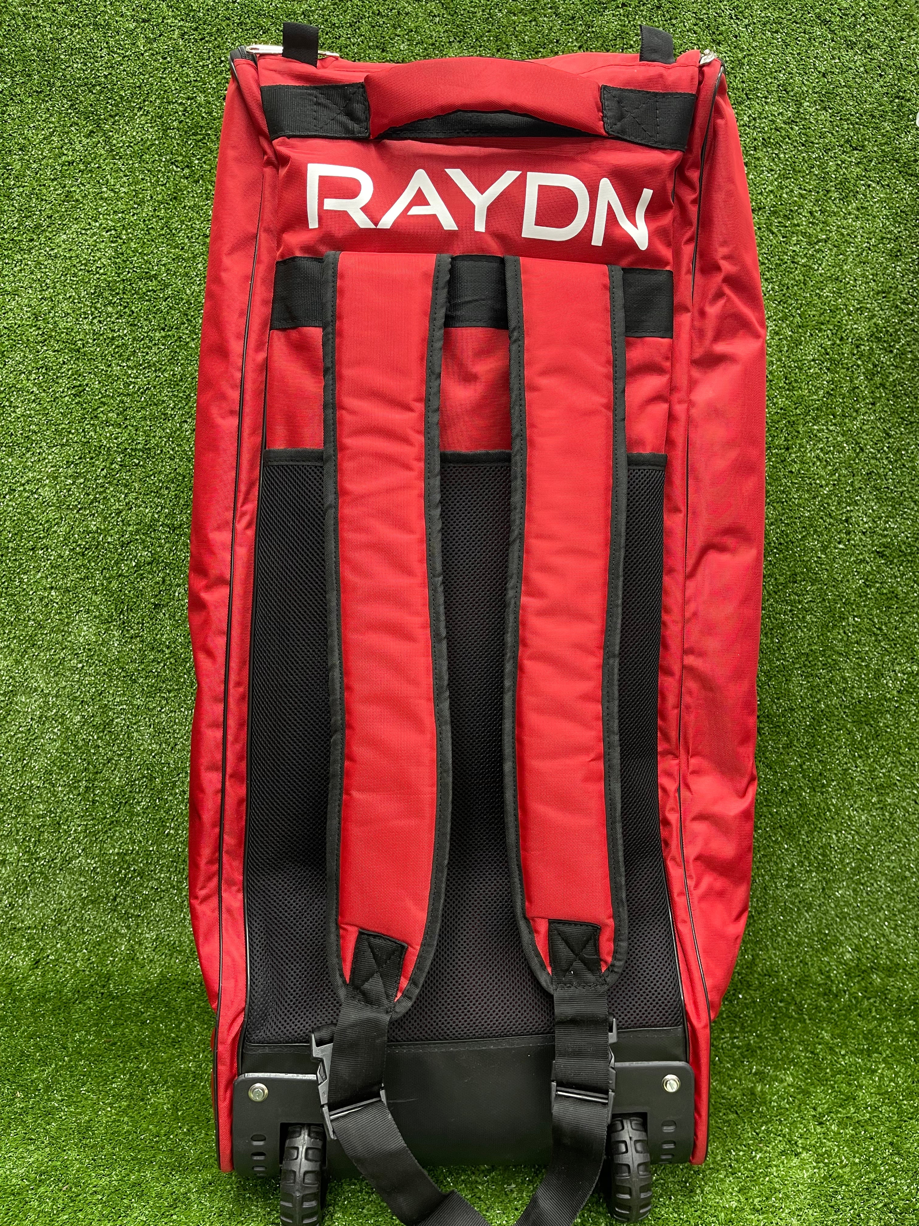 Raydn Plus Wheelie Senior Cricket Kit Bag - Durable Cricket Equipment Bag for Travel & Storage | Perfect for Matches, Practice & Team Gear Organization