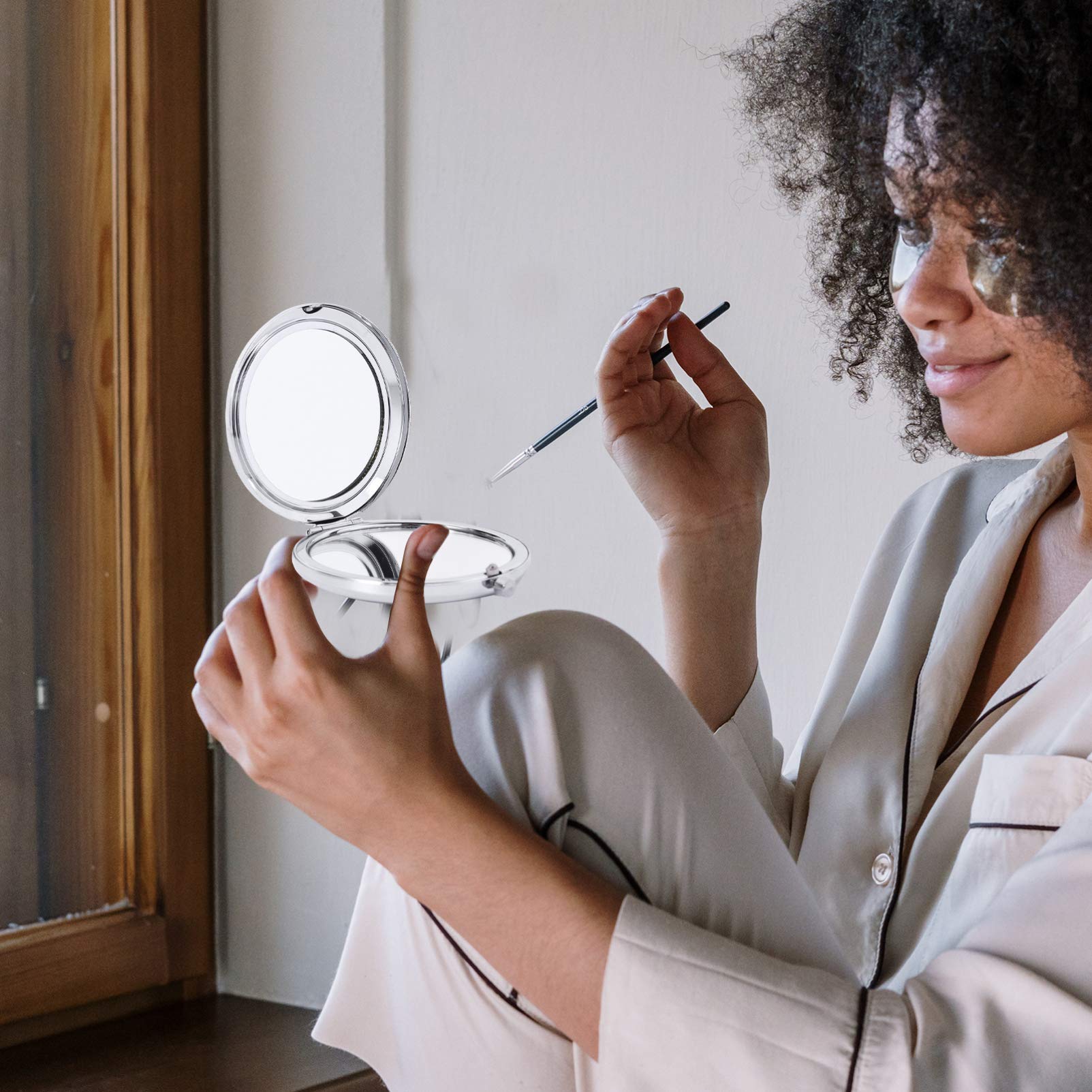 Double-Sided Folding Mirror - Compact Travel Makeup Mirror for Purse & Handbag