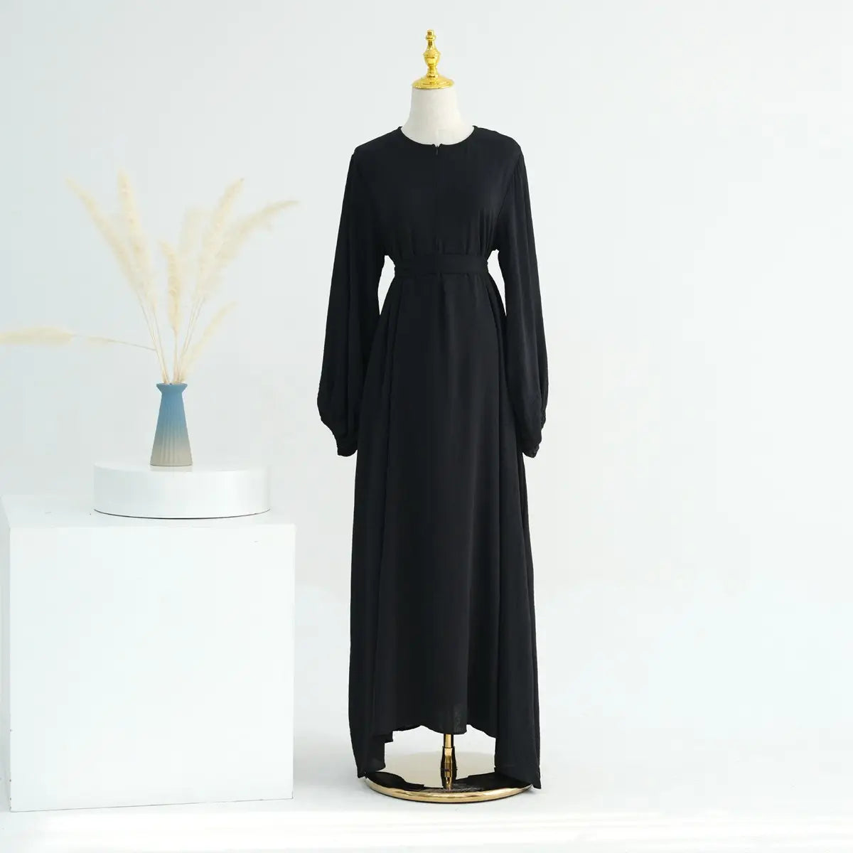 Elegant Muslim Women's Cuff Sleeve Abaya Dress - Modest Islamic Prayer Dress for Daily Wear & Special Occasions