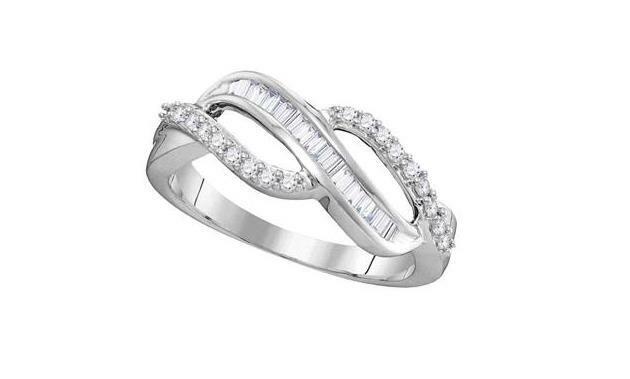 10K White Gold Baguette Diamond Women's Open Crossover Band Ring - 1/4 CTTW - Elegant Stackable Ring for Weddings, Anniversaries & Everyday Wear
