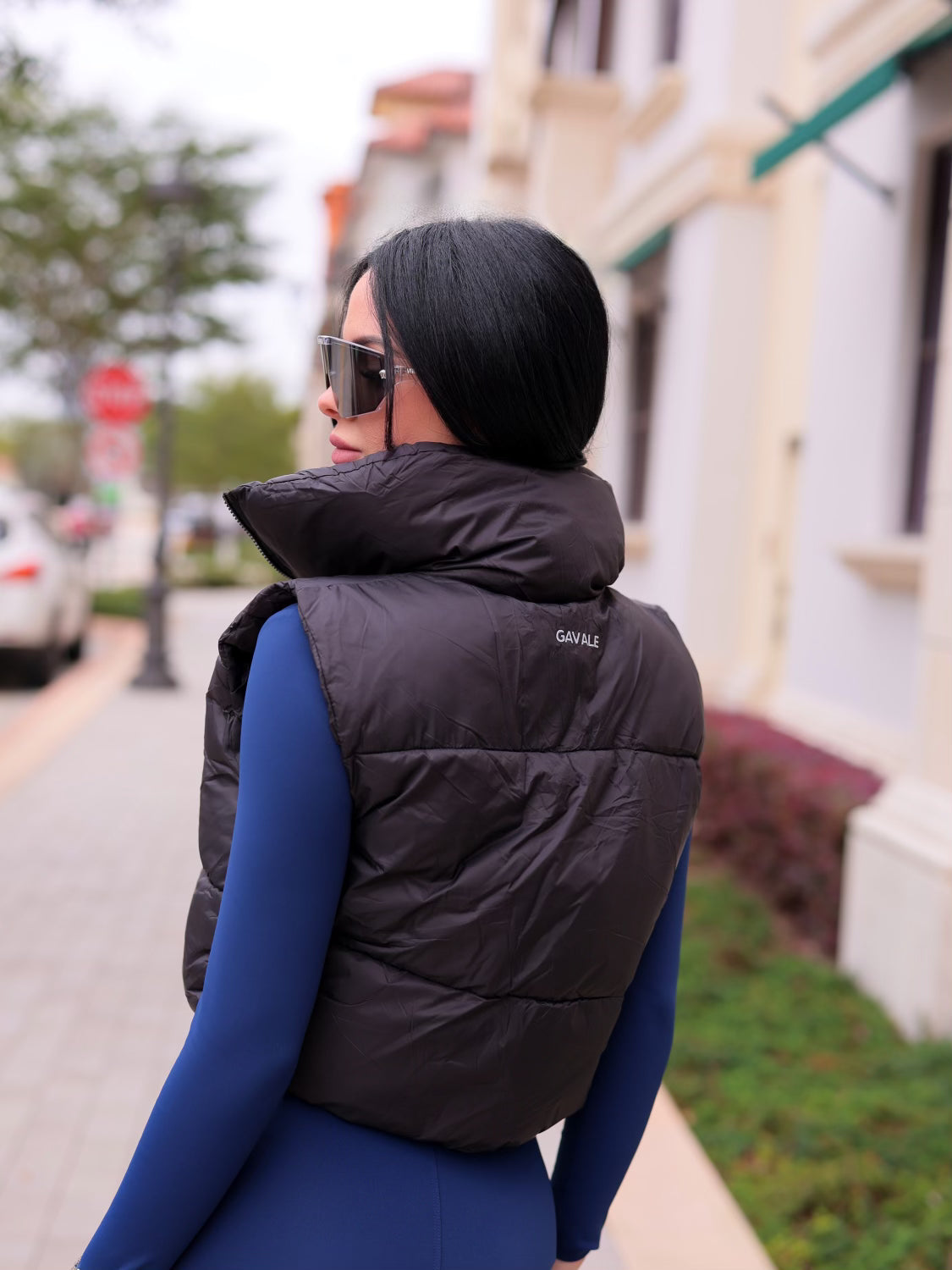 Women's Cropped Puffer Vest - Lightweight Quilted Winter Jacket for Outdoor Activities | Hiking, Running & Casual Wear