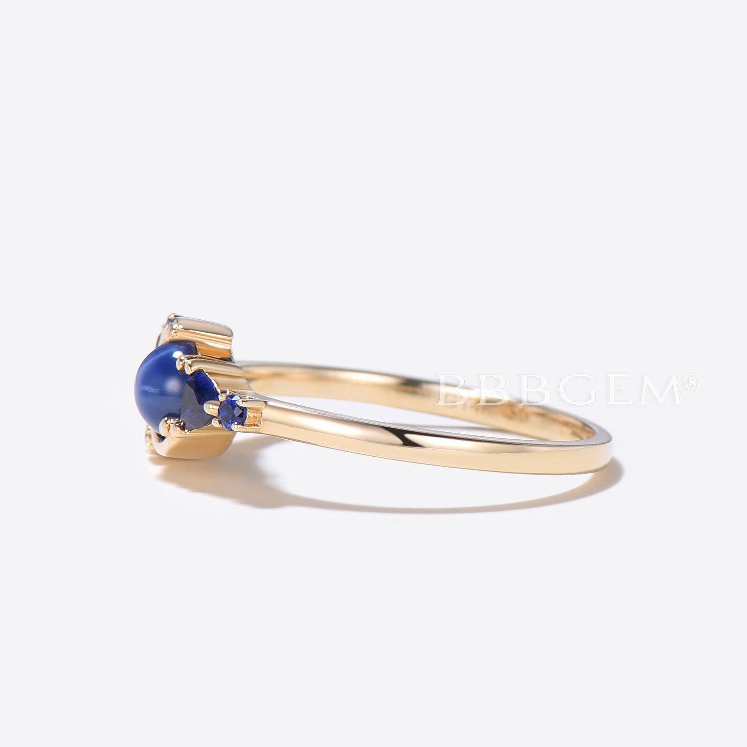 0.5 Carat Round Star Sapphire Engagement Ring - Moon Sapphire Wedding Band for Women - Perfect for Proposals, Anniversaries & Bridal Jewelry