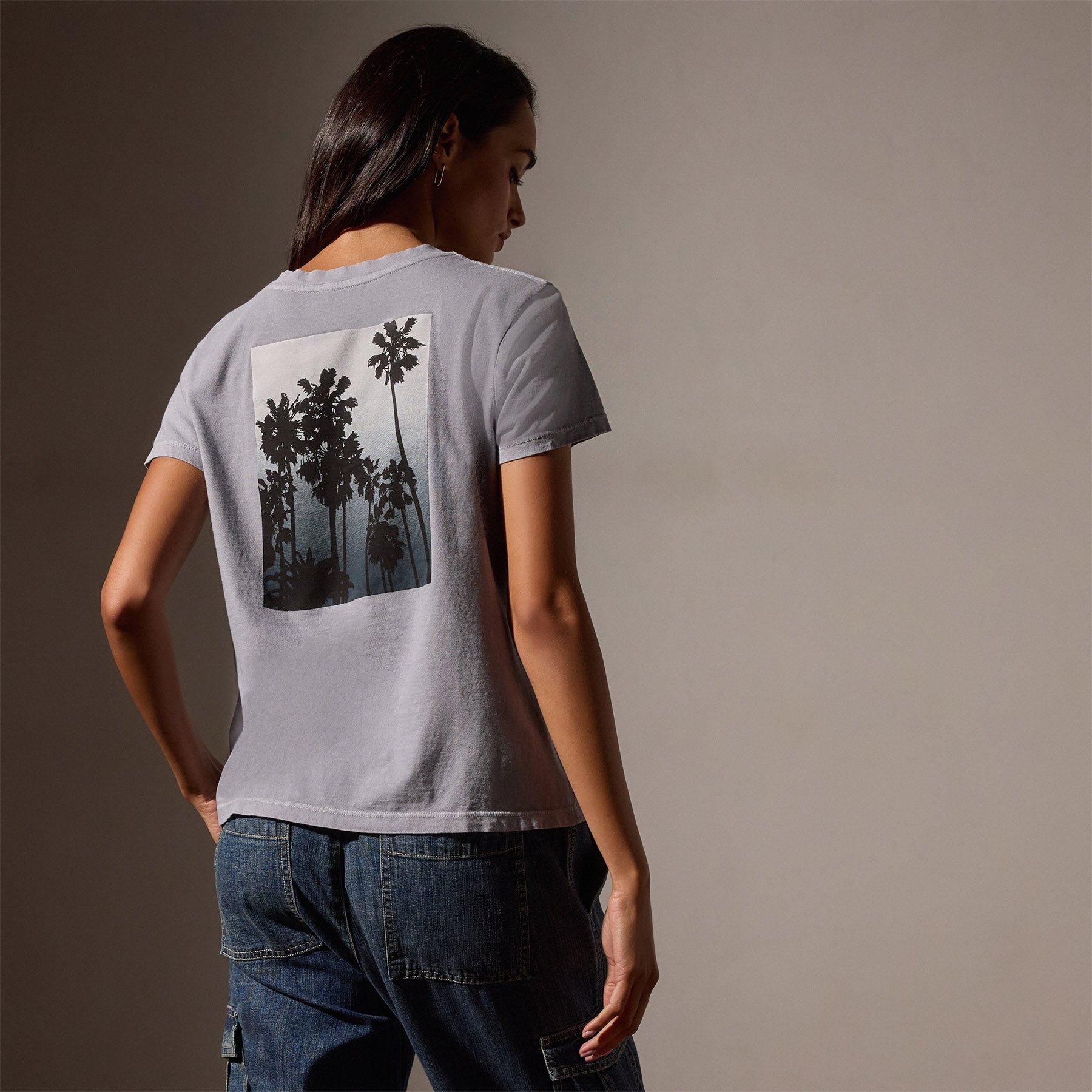 Ombrè Palms Graphic Tee - Breeze Pigment/Grey - Stylish Summer Casual T-Shirt for Beach Outings & Tropical Vacations