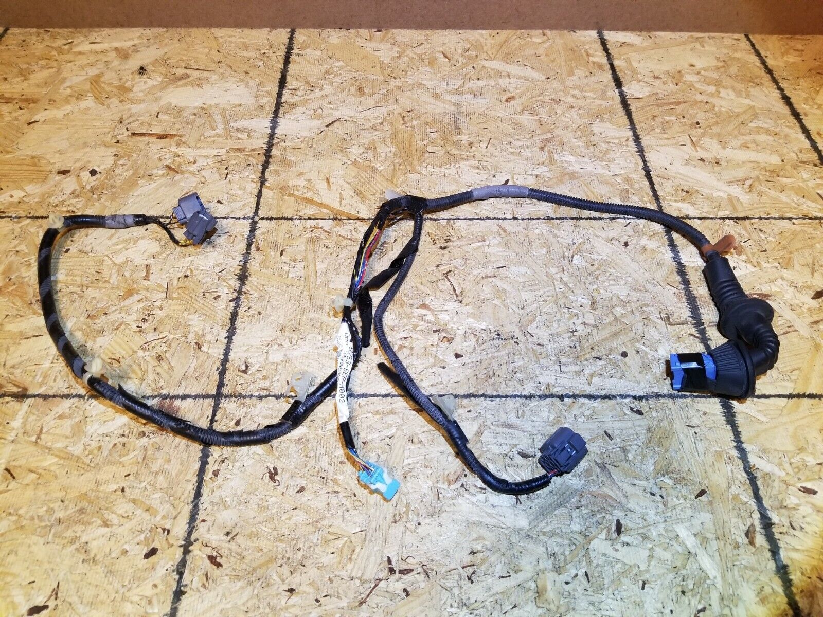 2004-2008 Acura TL Type S Right Rear Passenger Door Wire Harness OEM Replacement - Perfect for Electrical Repairs & DIY Car Maintenance
