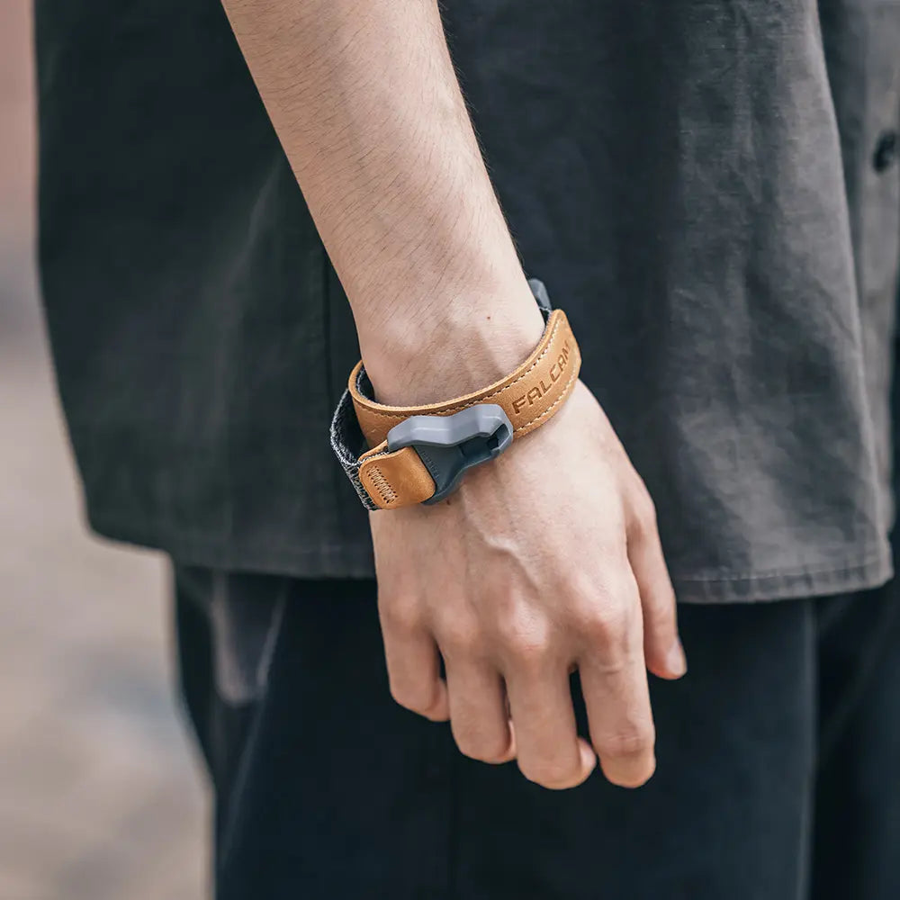 Ulanzi Falcam Maglink Quick Magnetic Buckle Wrist Strap for Camera - Secure & Detachable Hand Strap for DSLR, Mirrorless, Action Cameras - Perfect for Travel, Vlogging & Outdoor Photography