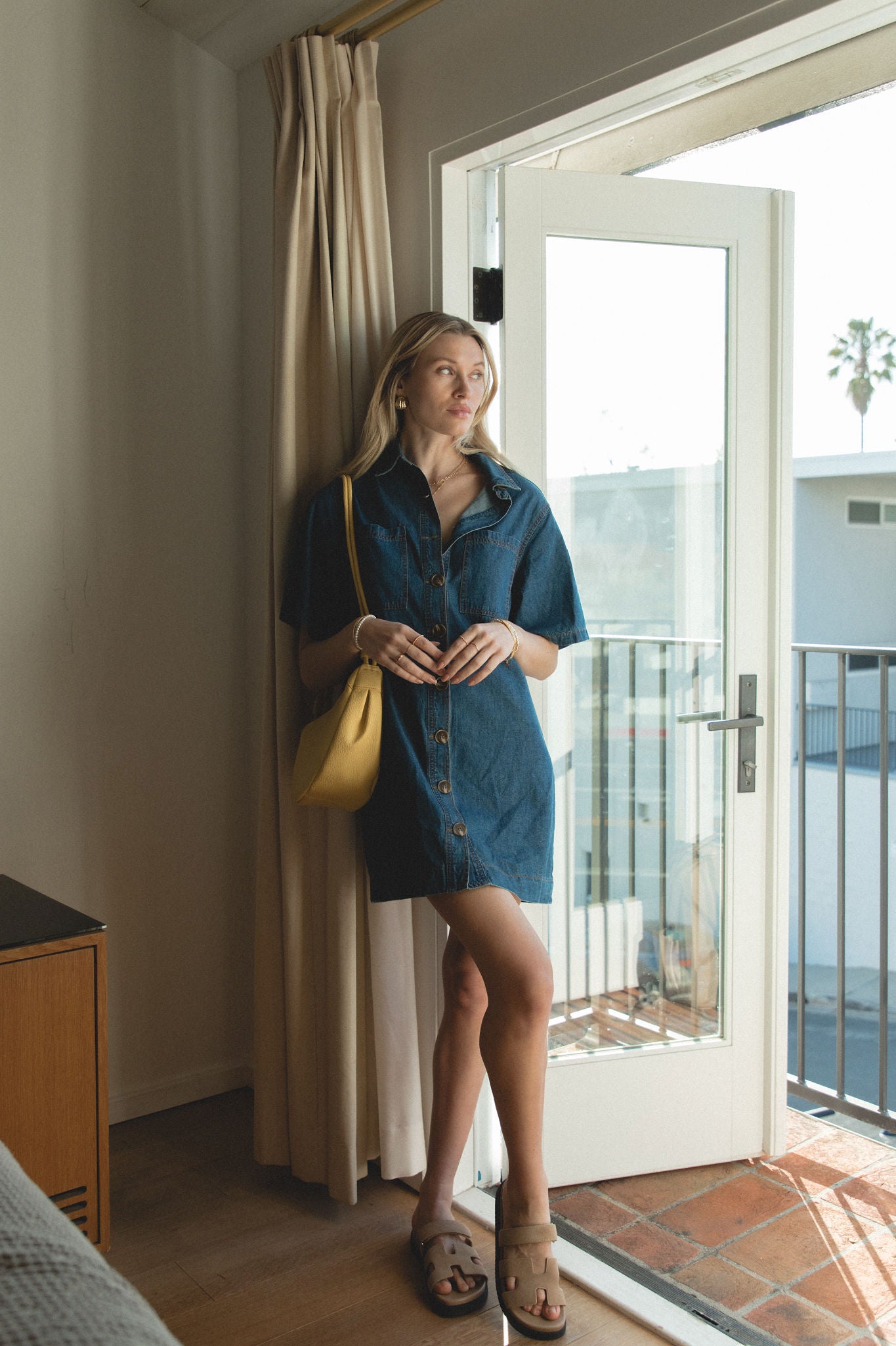 Stylish Women's Denim Mini Dress - Trendy High Waist Short Sleeve Jean Skirt for Casual Outings & Summer Parties