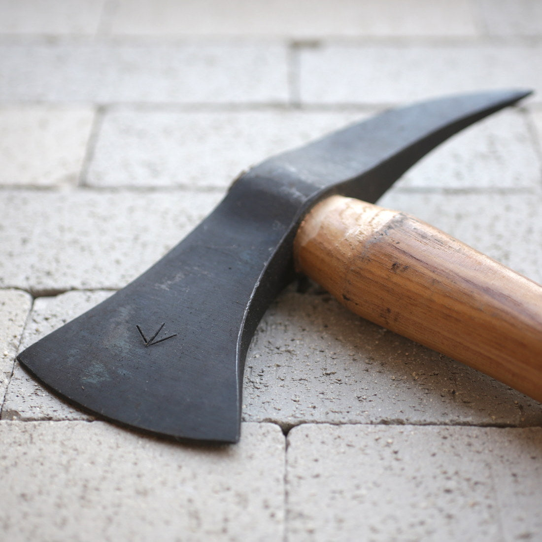 Premium Naval Boarding Axe - Heavy Duty Marine Safety Tool for Emergency Escape & Shipboard Use - Perfect for Boating, Sailing & Water Rescue Scenarios