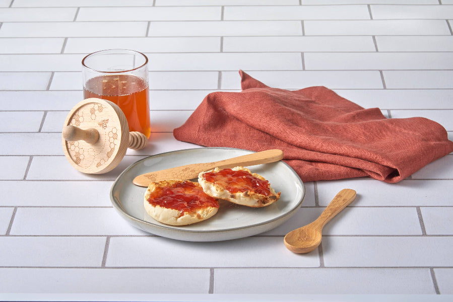 Premium Honey Bee Jam Spoon and Spreader Set - Stainless Steel Kitchen Utensil for Spreading Butter, Jam, Cream Cheese - Perfect for Breakfast, Brunch, Tea Time & Gift Giving