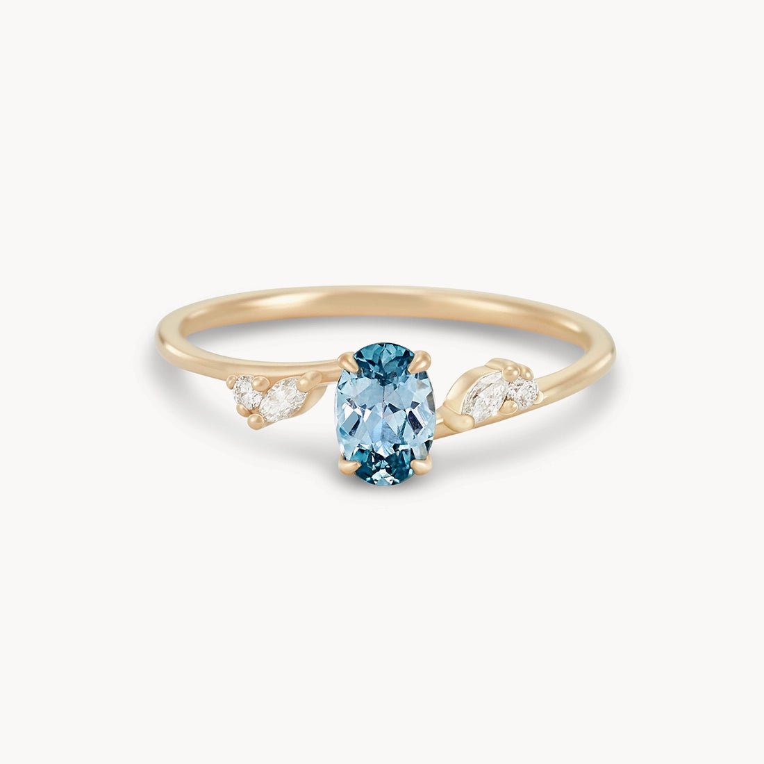 Unique 14K Yellow Gold Oval Sapphire Engagement Ring with Sky Blue Gemstone – Perfect for Proposals, Anniversaries & Special Occasions