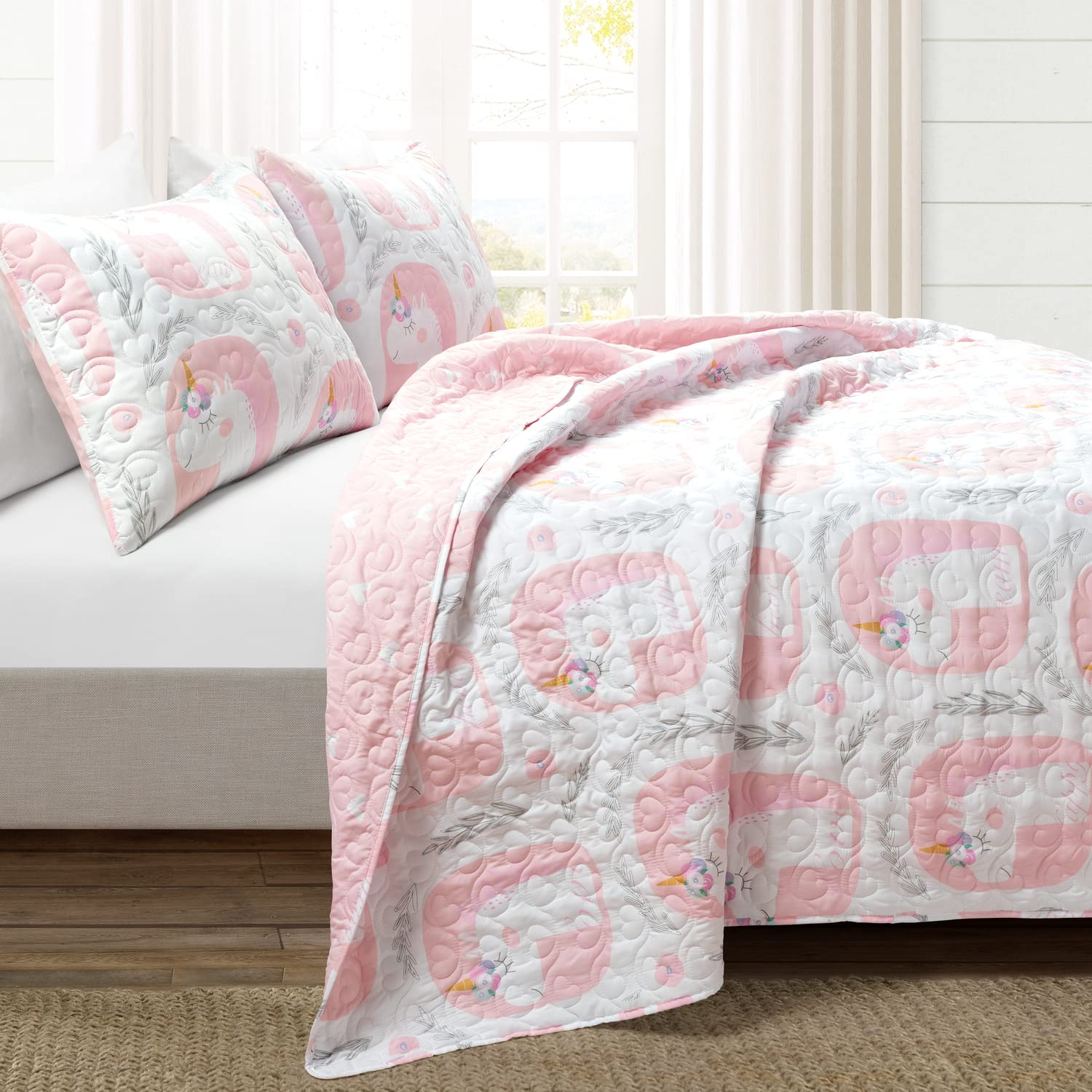 Lush Decor Inspirational Unicorn Reversible Quilt 3-Piece Bedding Set | Full/Queen Size | Pink Magical Kids Bedding | Soft & Cozy Toddler Bedspread | Perfect for Girls' Bedroom, Nursery Decor & Gift Idea