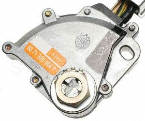 Standard Motor Products NS263 Neutral/Backup Switch - OEM Replacement for Smooth Gear Shifting - Perfect for Automatic Transmission Vehicles, Trucks & SUVs - Ideal for Parking, Reversing & Neutral Safety Switch Replacement