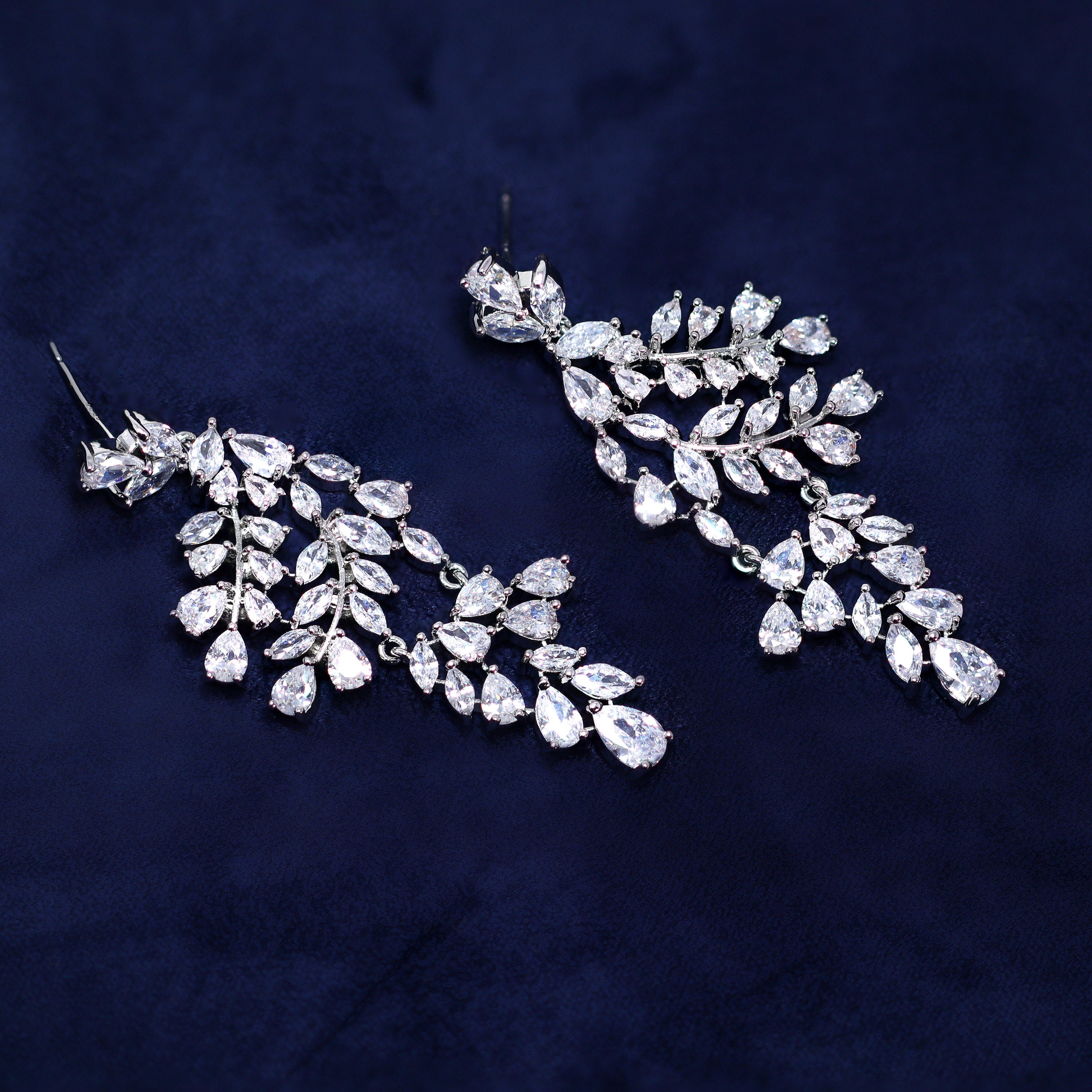 Swarovski Crystal Fallen Leaves Asymmetrical Necklace Set with Matching Earrings - Elegant Bridal Jewelry for Weddings, Parties & Special Occasions