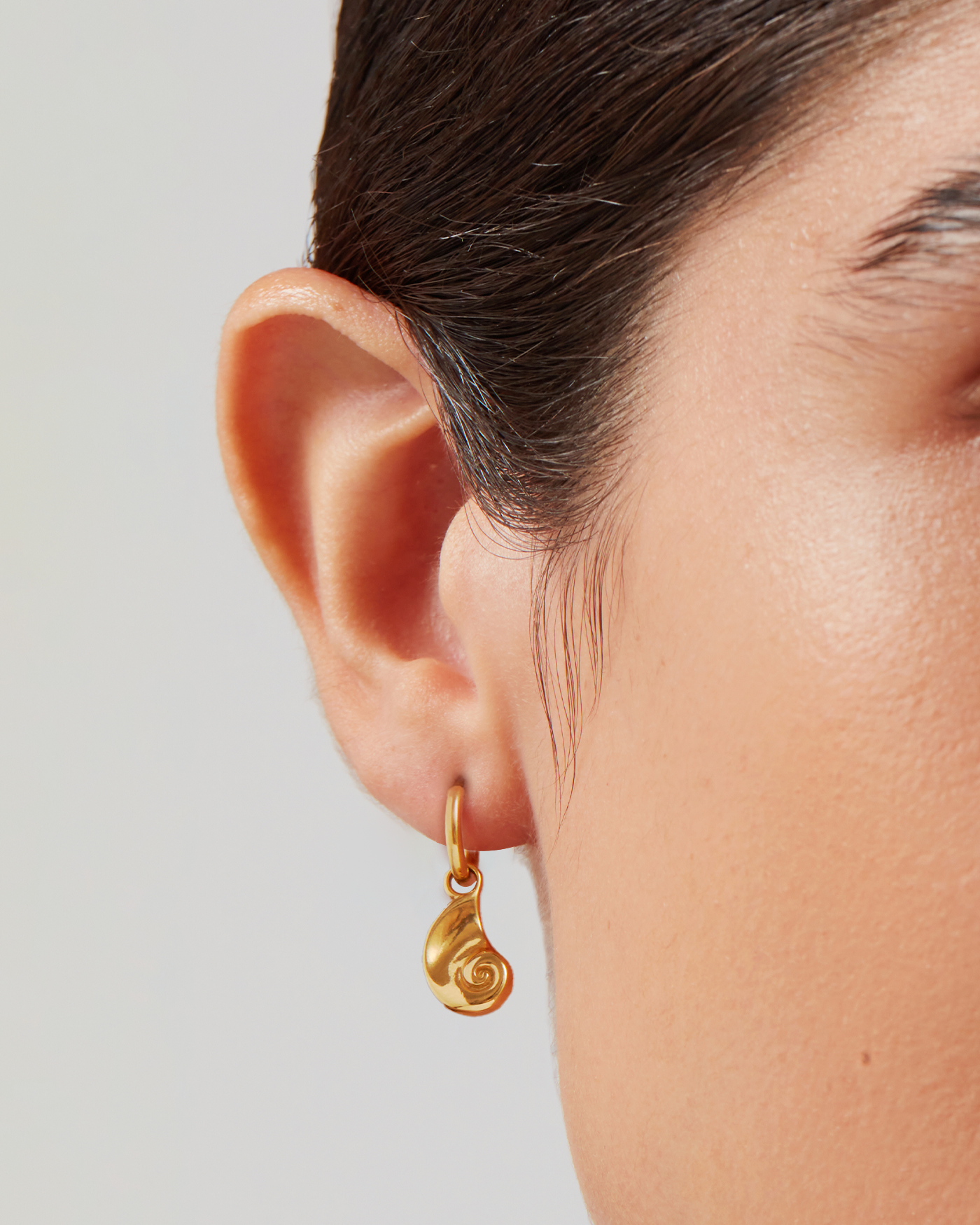 Summer Huggie Earrings Set - Trendy Gold Hoop Huggies for Women - Perfect for Beach, Vacation & Everyday Wear