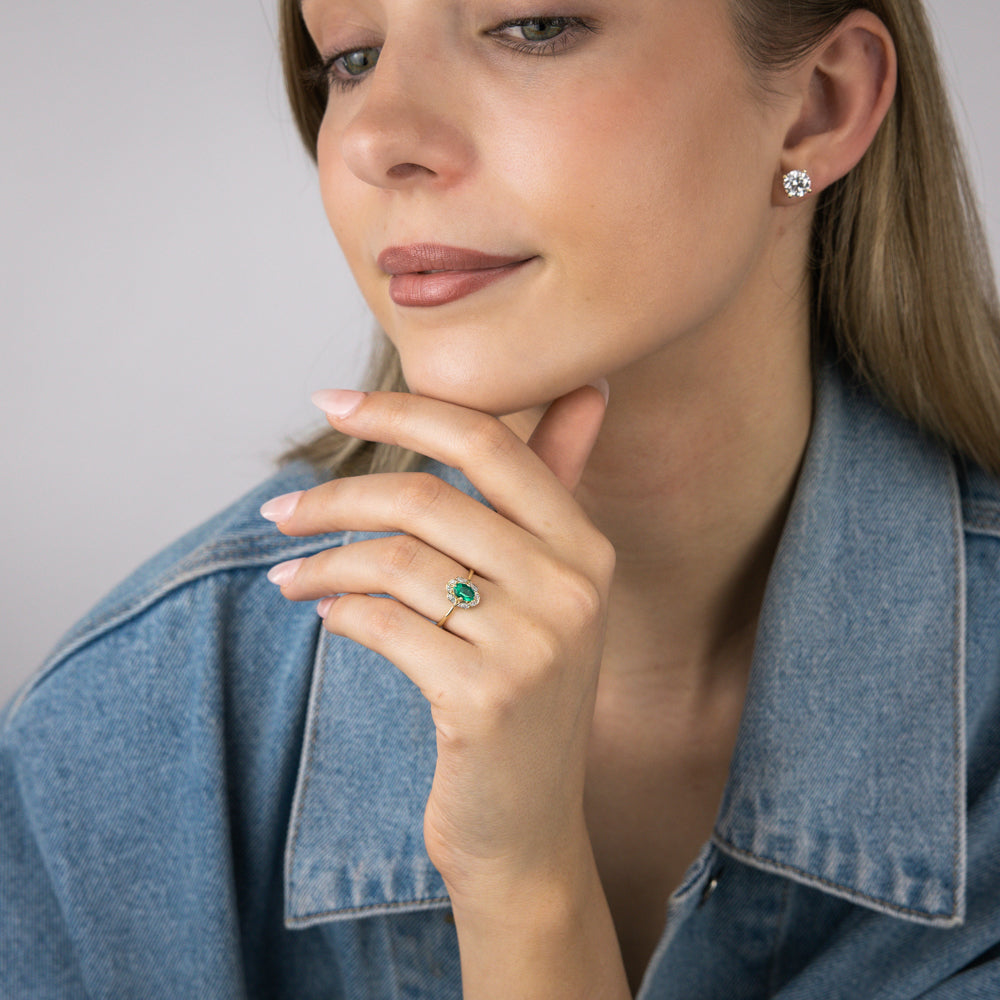 0.40 Carat Lab-Created Emerald and Diamond Oval Ring in 9K Yellow Gold - Elegant Engagement, Wedding, or Anniversary Jewelry Gift