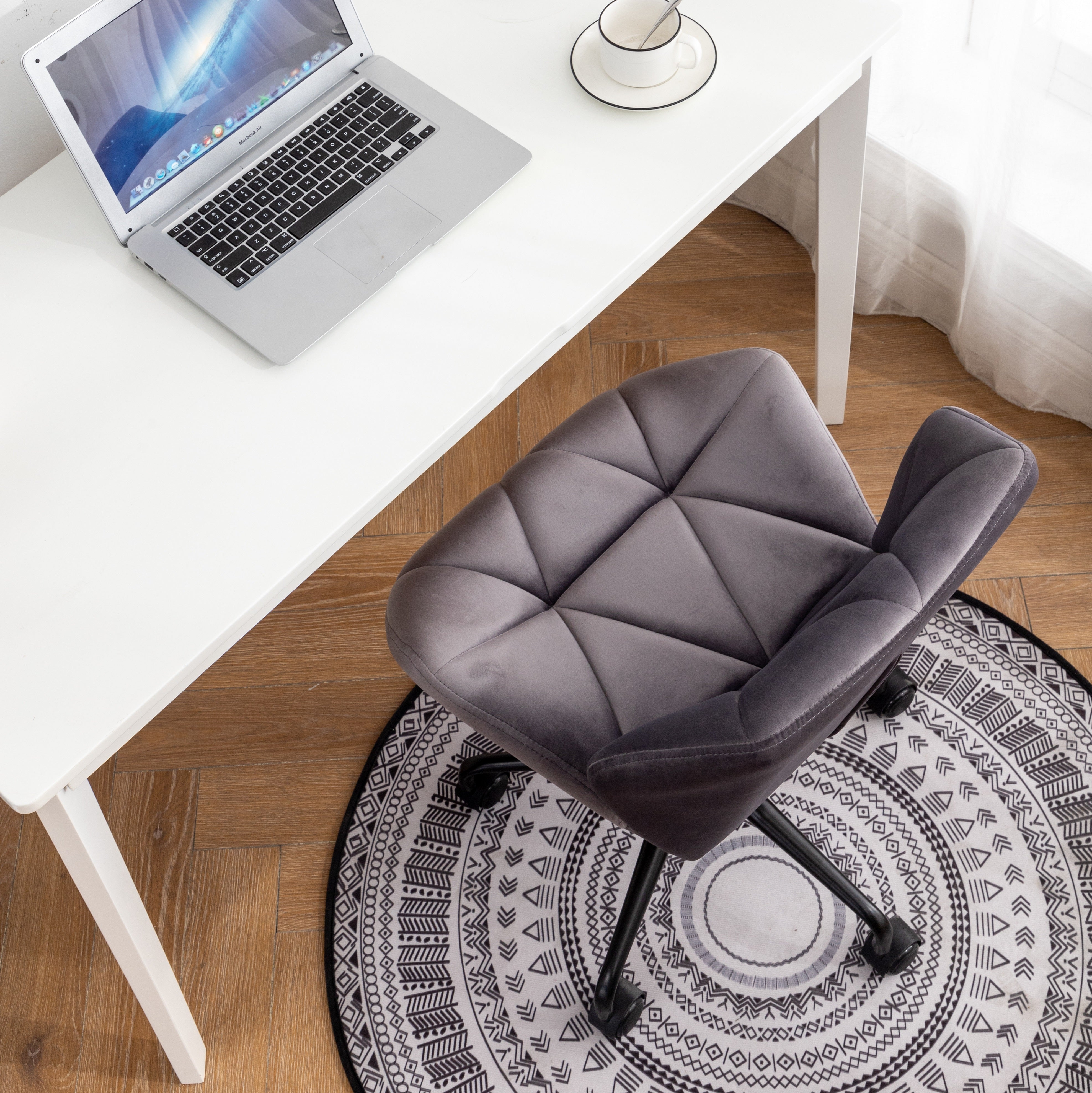Roundhill Furniture Eldon Diamond Tufted Adjustable Swivel Office Chair - Ergonomic Executive Desk Chair with Lumbar Support for Home & Office Workspace