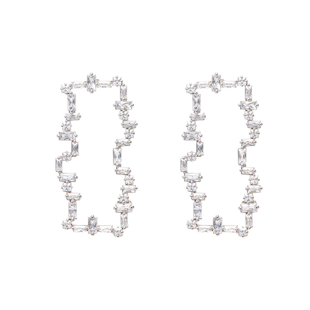 Trendy Miami-Inspired Hoop Earrings for Women - Gold & Silver Dangle Earrings - Perfect for Beach Parties, Vacations & Summer Outfits
