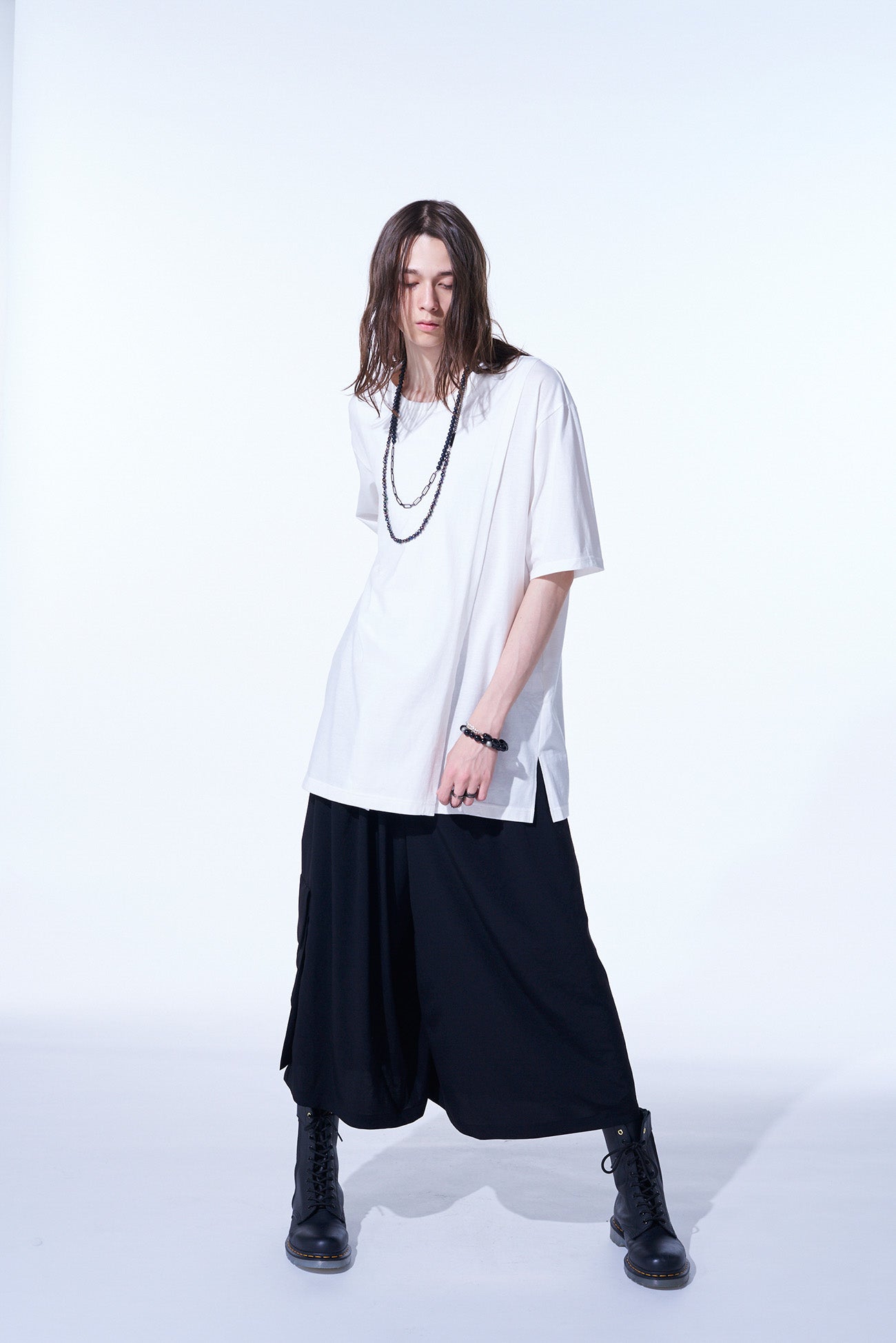 Stylish Crepe de Chine Cropped Wide Pants with Gusseted Flap Pockets - Comfortable & Trendy Women's Trousers for Work, Travel & Casual Outfits