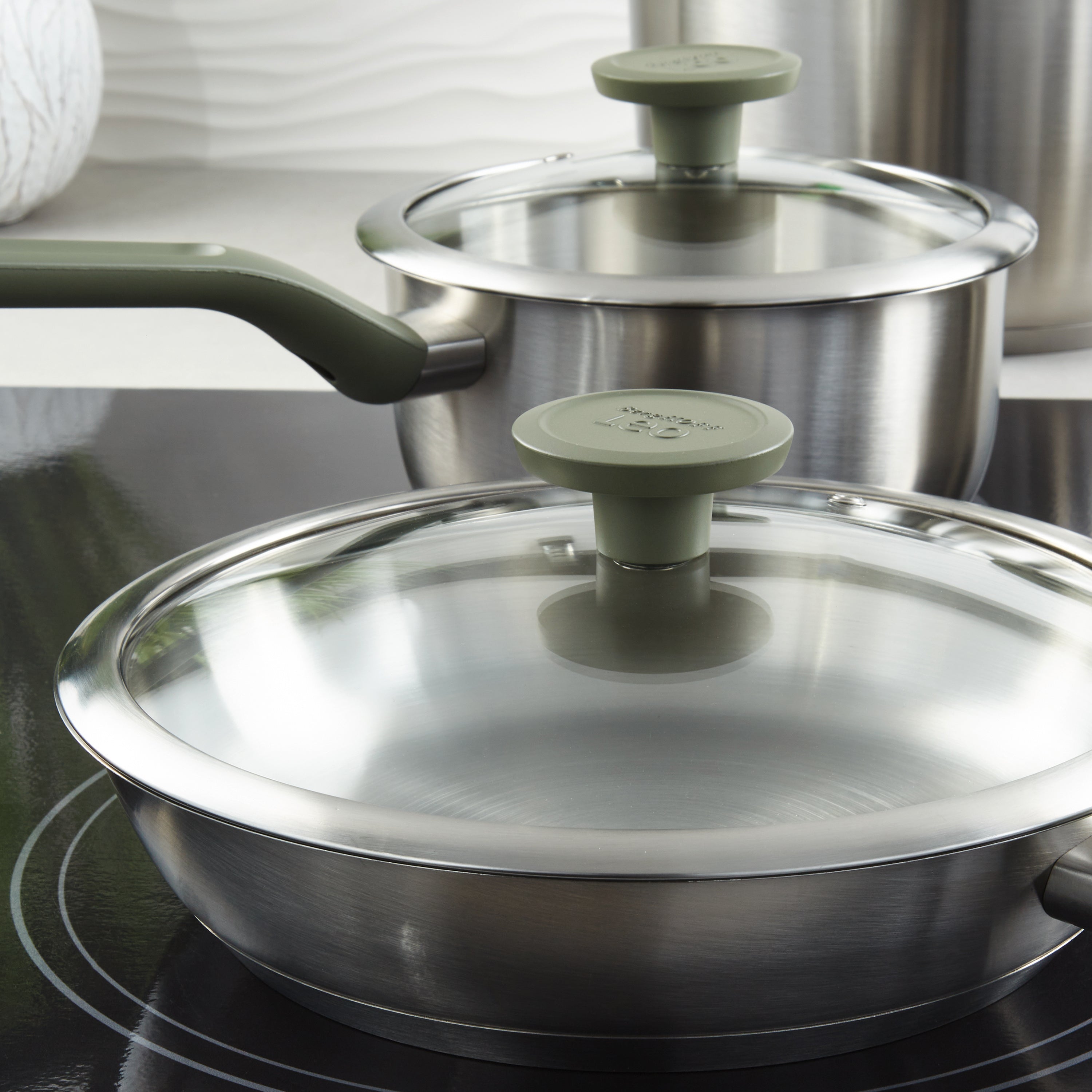 BergHOFF Leo Bolt 8-Piece Recycled Stainless Steel Cookware Set - Eco-Friendly Nonstick Pots & Pans for Induction Cooking | Perfect for Home Kitchen, Restaurant & Camping Use