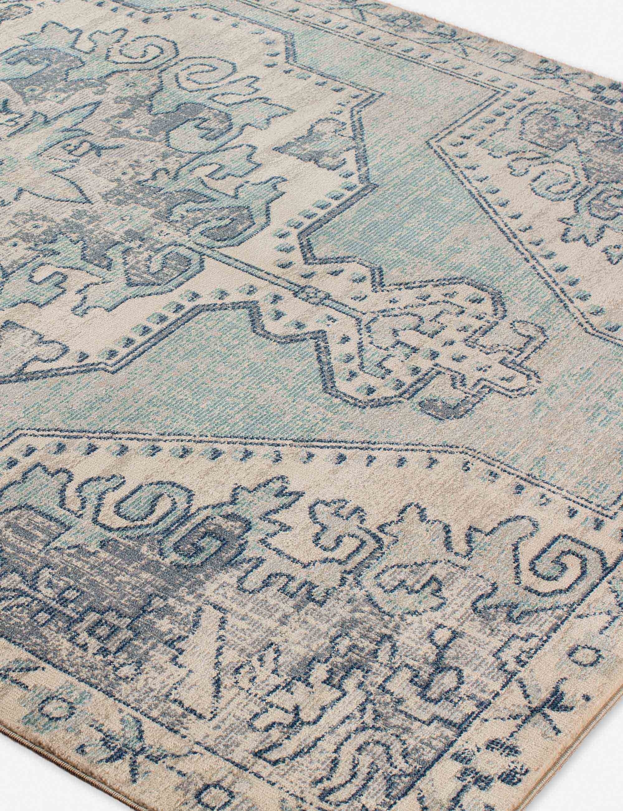 Stylish Corynne Rug - Soft & Durable Area Rug for Living Room, Bedroom - Perfect for Home Decor & Cozy Spaces