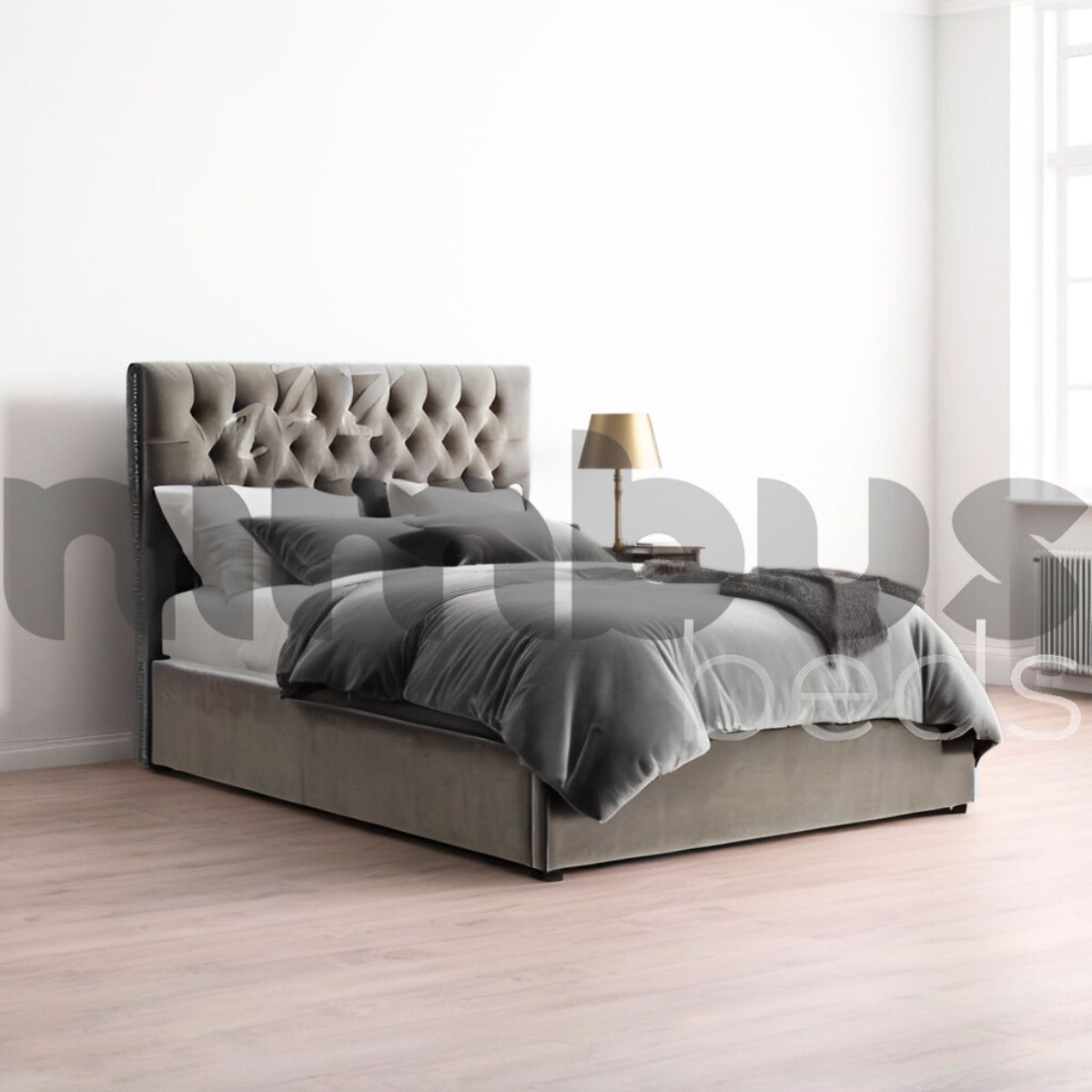Chesterfield Bed Frame - Queen Size Upholstered Platform Bed with Button Tufting & Wooden Slats | Elegant Bedroom Furniture for Master Suite, Guest Room & Apartment