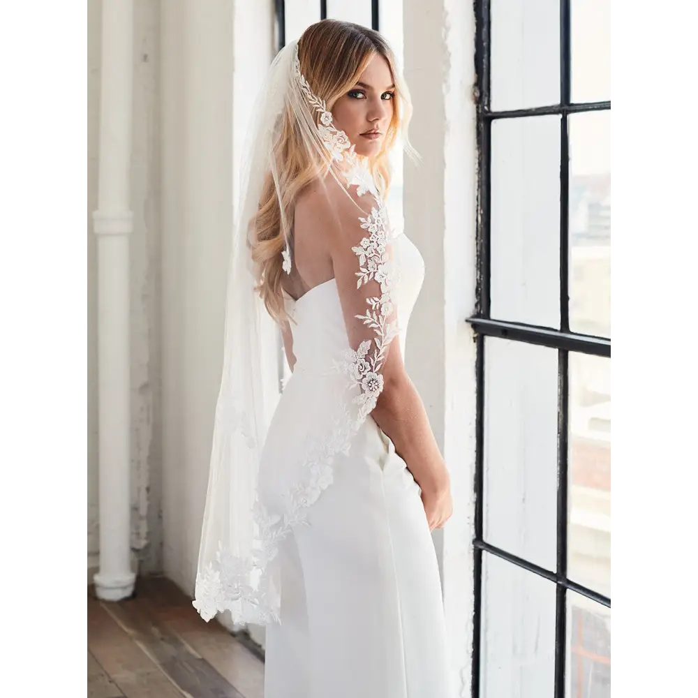 Single Tier Bridal Veil | V2398SF | Elegant Wedding Accessory for Brides & Formal Occasions