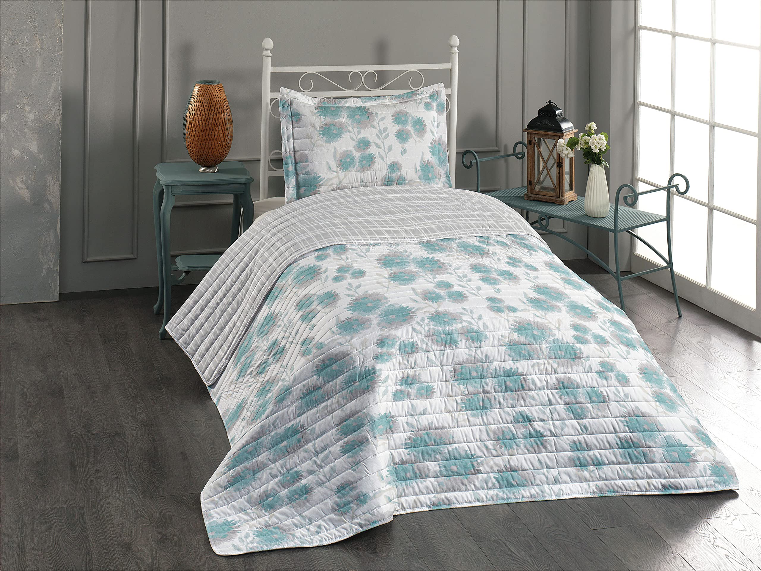 Ambesonne Floral Reversible Comforter Set - Twin Size Farmhouse Style Dandelion Watercolor Print Microfiber Bedding with Pillow Shams in Turquoise & Cadet Blue | Perfect for Guest Rooms, Dorm Decor & Cozy Farmhouse Bedrooms