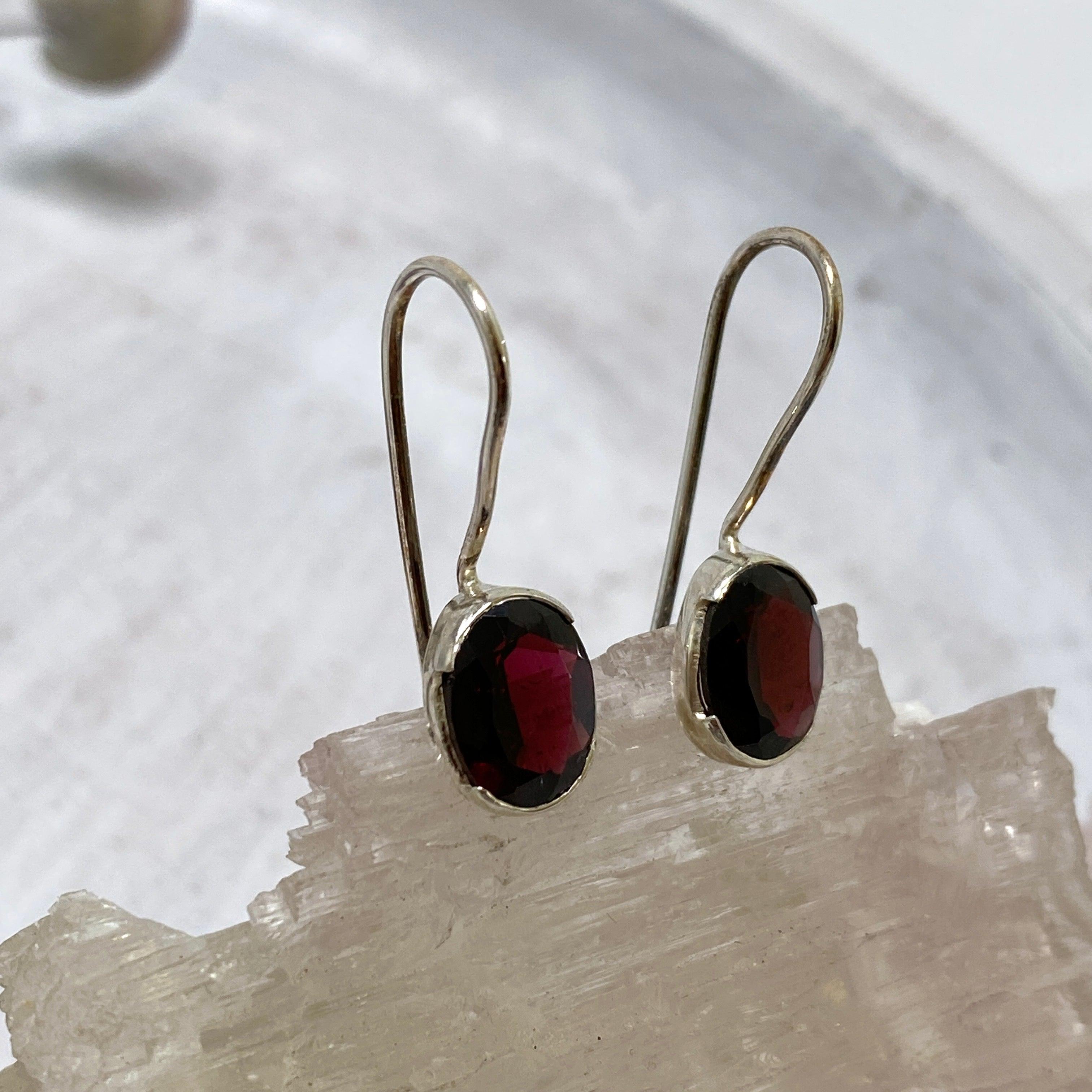 Garnet Faceted Oval Earrings for Women - KEGJ881 - Elegant Jewelry Gift for Birthday, Anniversary & Special Occasions